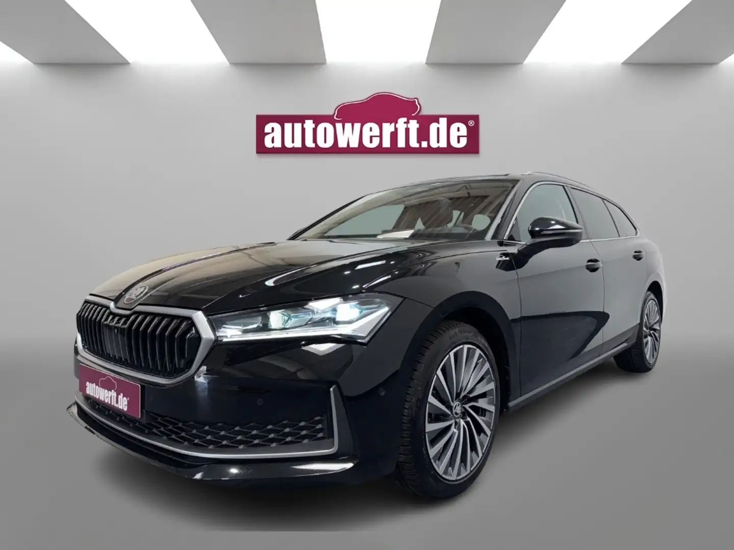 Skoda Superb 1.5 TSI DSG mHEV L&K PANO AHK MATRIX 360 HUD 18Z A Noir - 1