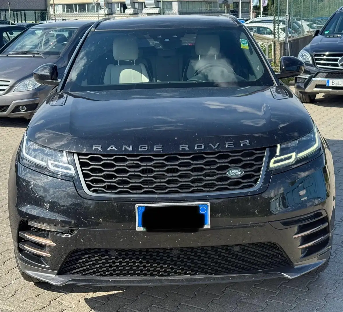 Land Rover Range Rover Velar Range Rover Velar 2.0D I4 240 CV R-Dynamic HSE Noir - 2