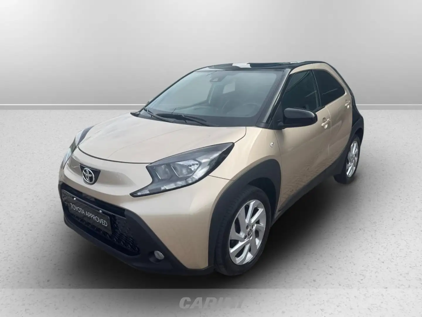 Toyota Aygo X x 1.0 trend 72cv s-cvt Bianco - 1