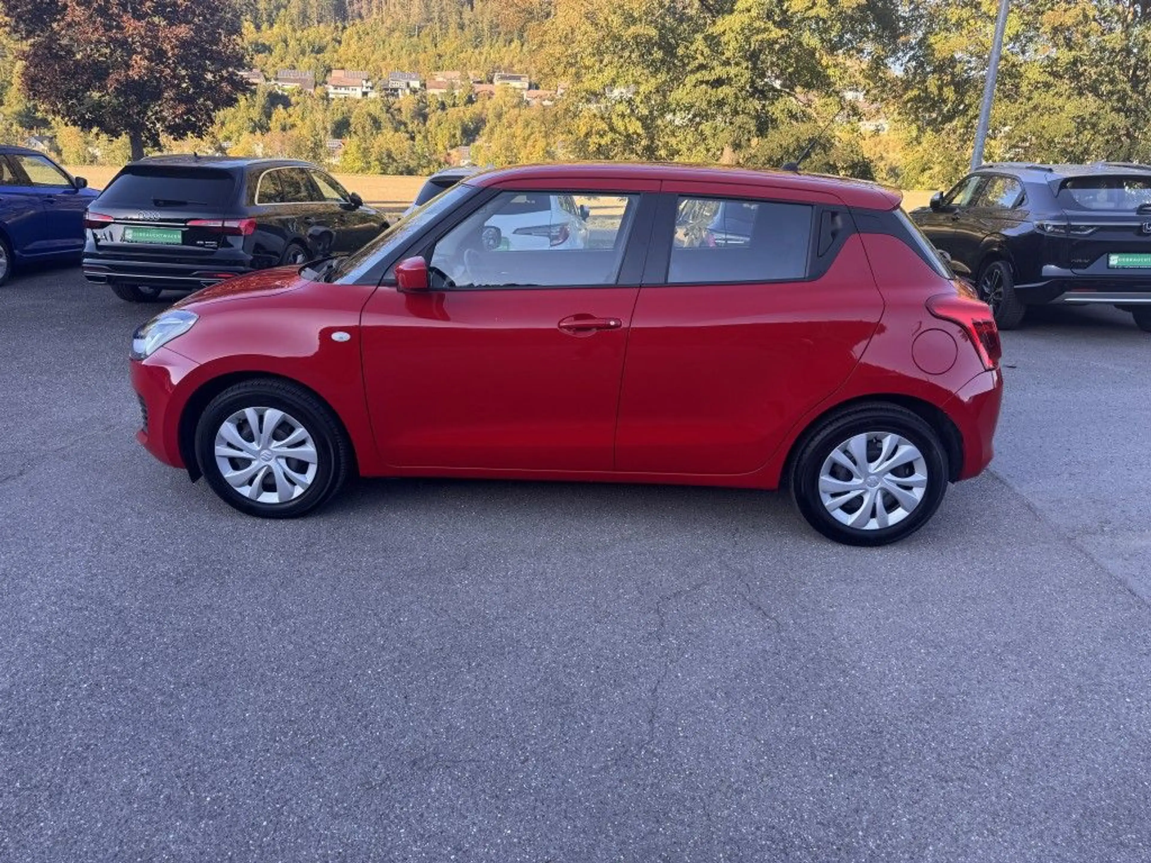 Suzuki Swift 1.2 Dualjet Hybrid Club — photo 3