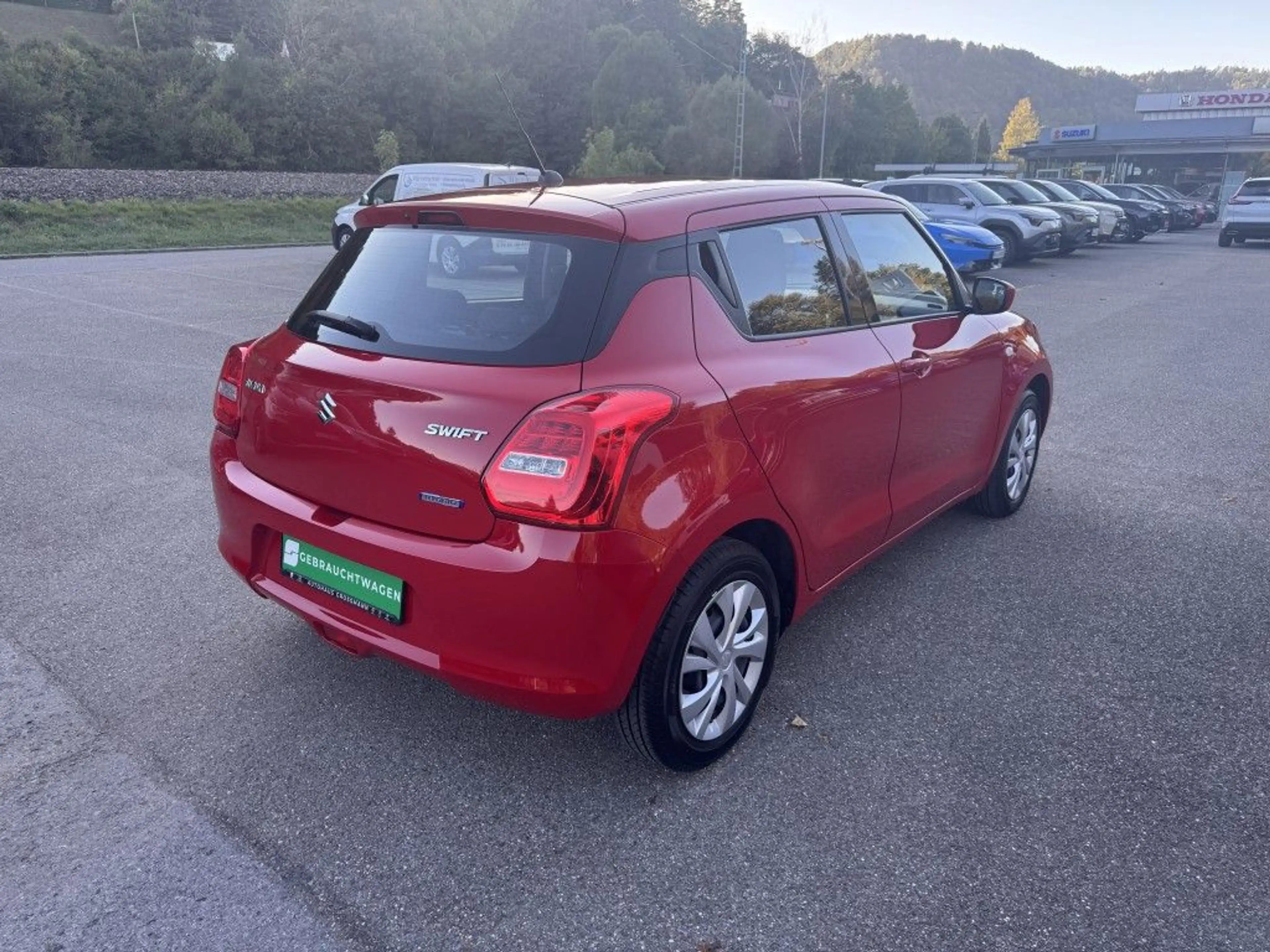 Suzuki Swift 1.2 Dualjet Hybrid Club — photo 6