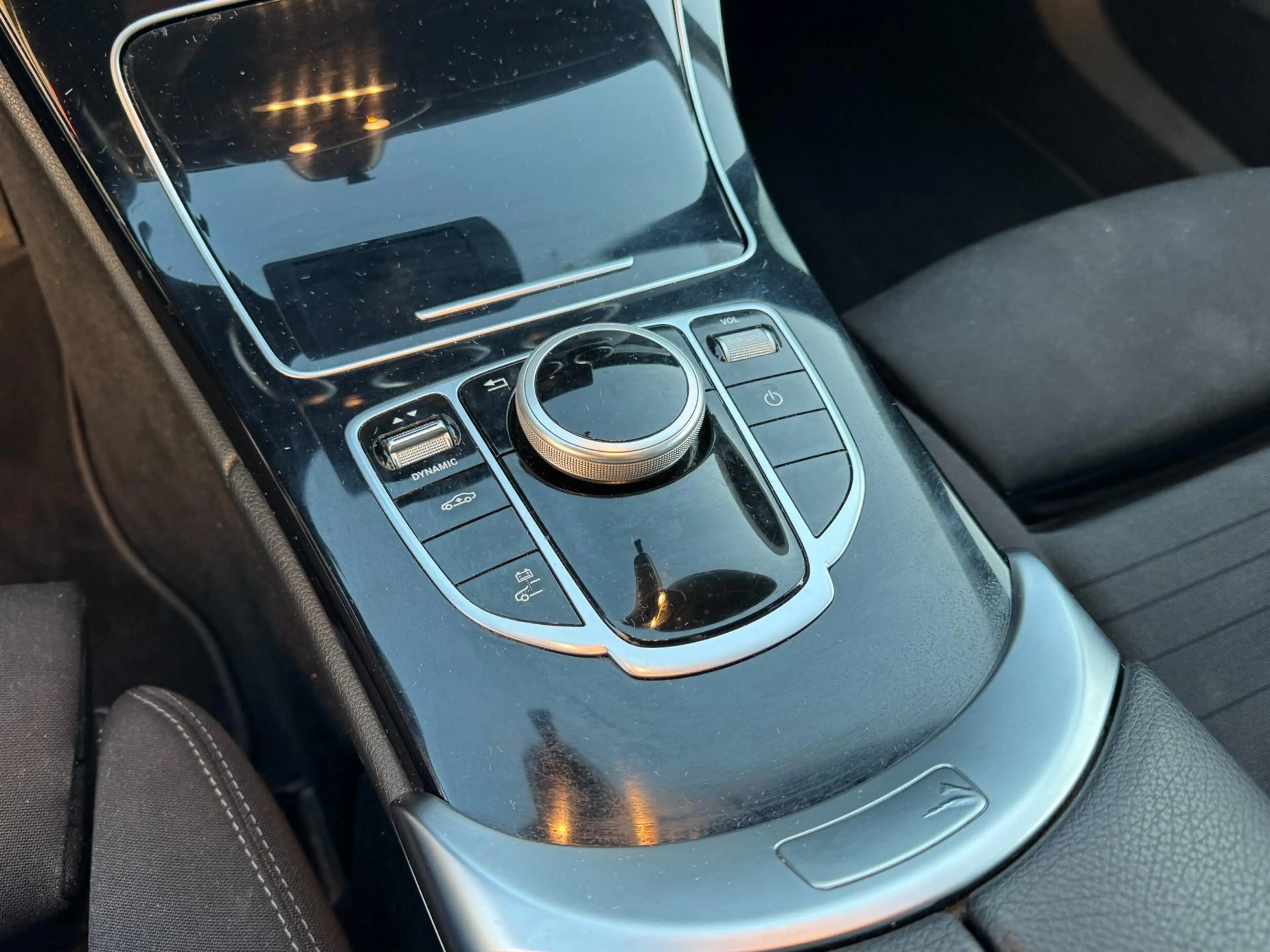 Mercedes-Benz C 350 Estate e Lease Edition / Luchtvering / Led / Deale — photo 17