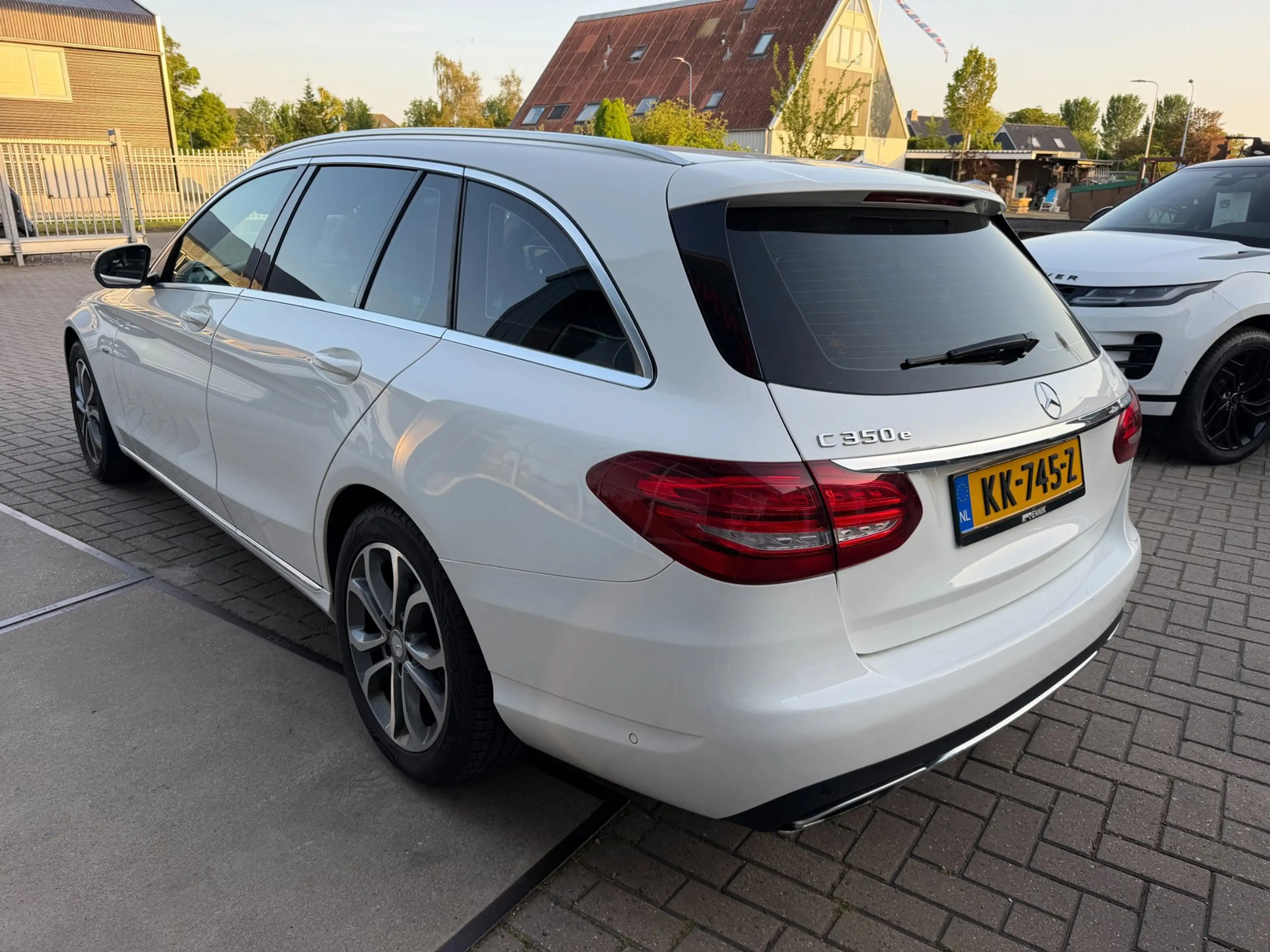 Mercedes-Benz C 350 Estate e Lease Edition / Luchtvering / Led / Deale — photo 9