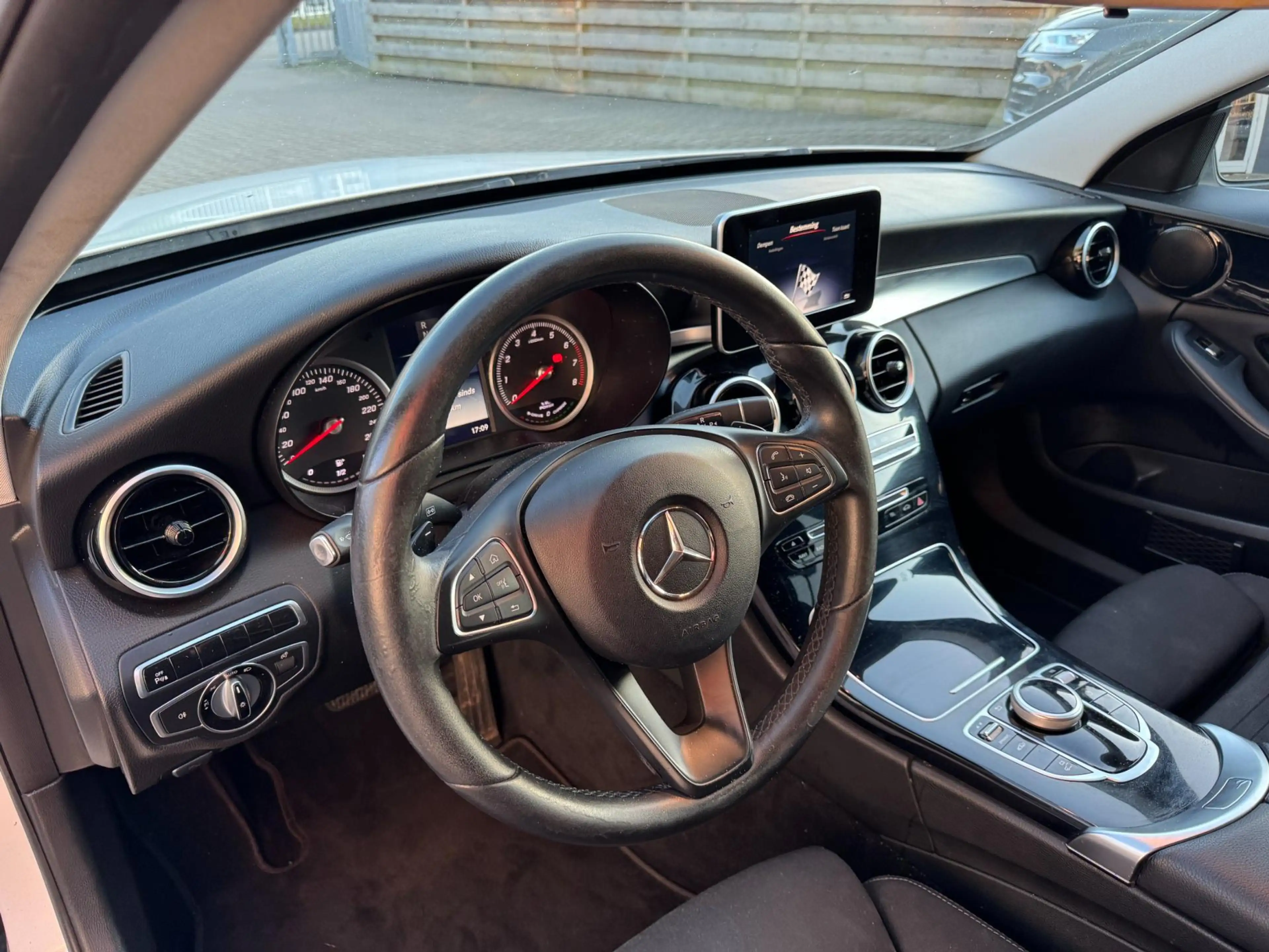 Mercedes-Benz C 350 Estate e Lease Edition / Luchtvering / Led / Deale — photo 15