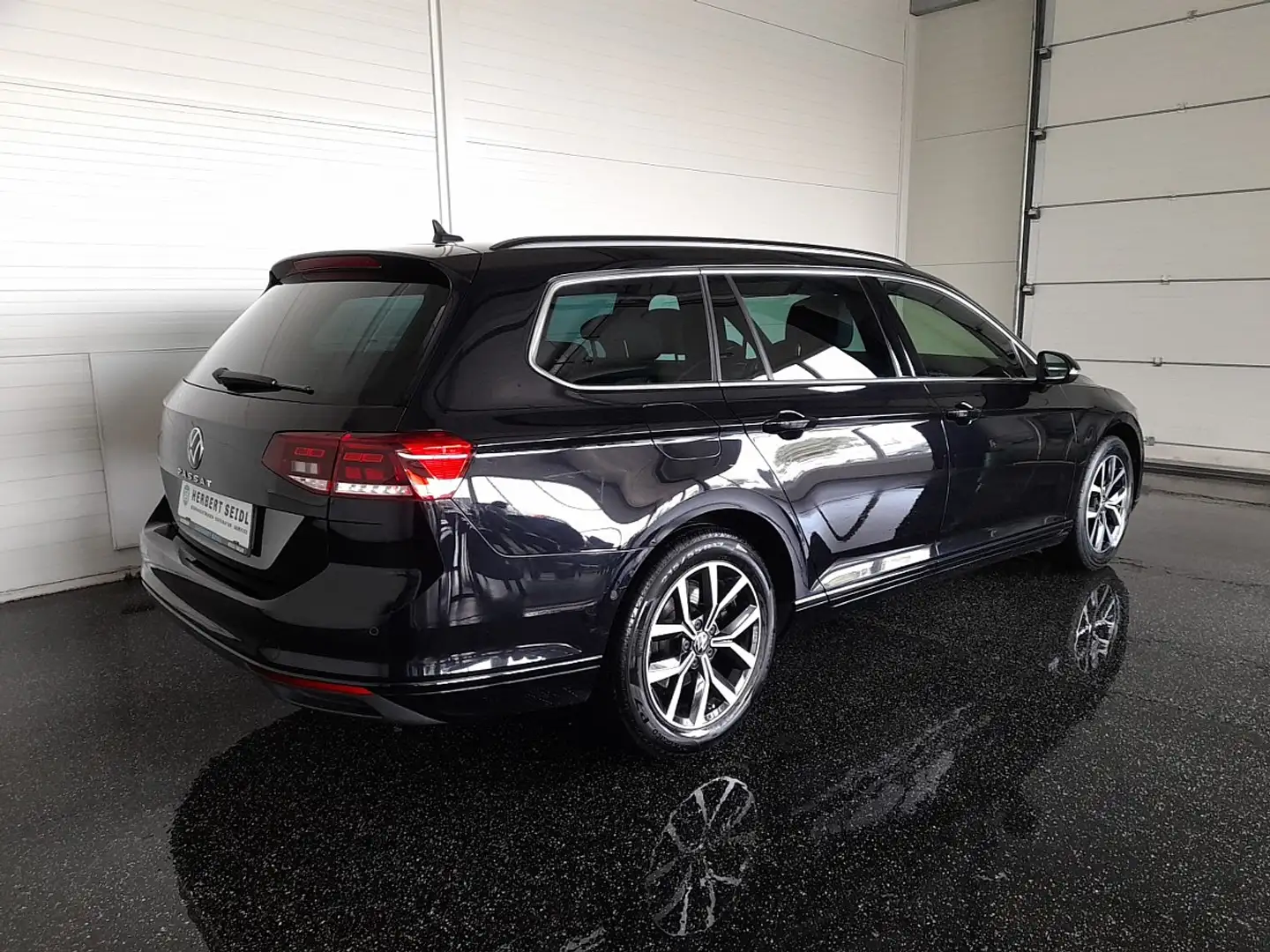 Volkswagen Passat Variant BUSINESS 2,0 TDI DSG *LEDER / 17 ZOLL / LED MIT... Schwarz - 2