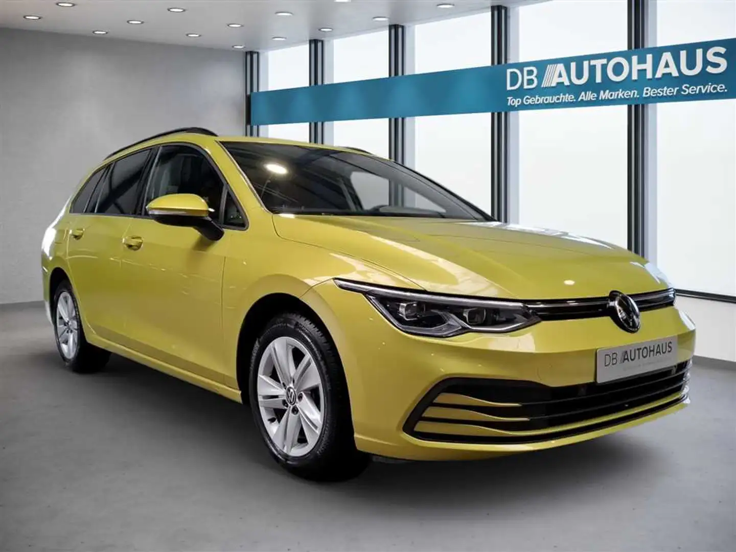 Volkswagen Golf Life 1.5 eTSI DSG Gelb - 2