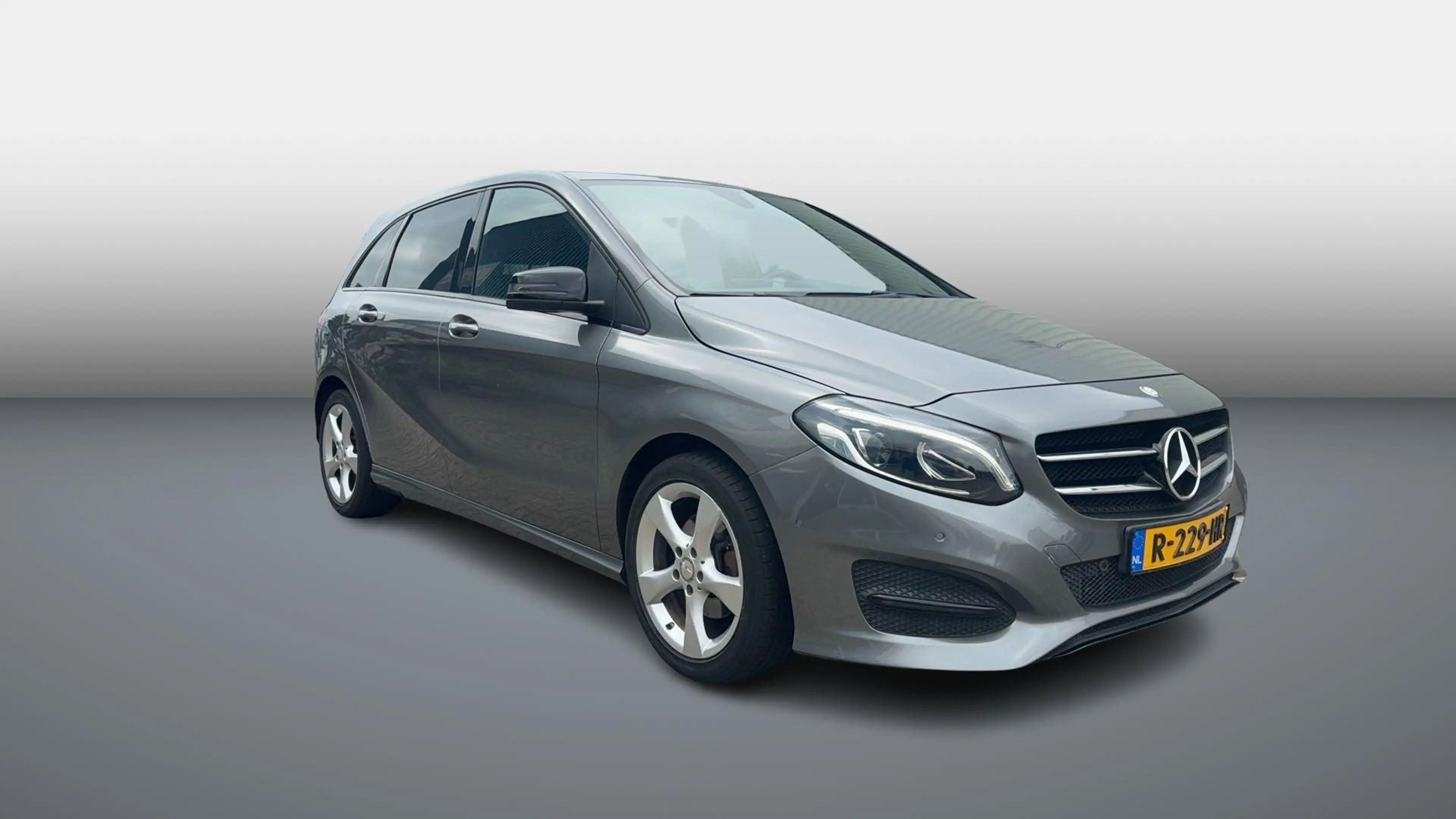 Mercedes-Benz B 180 Prestige Automaat|Sportstoelen|Trekhaak. — photo 5