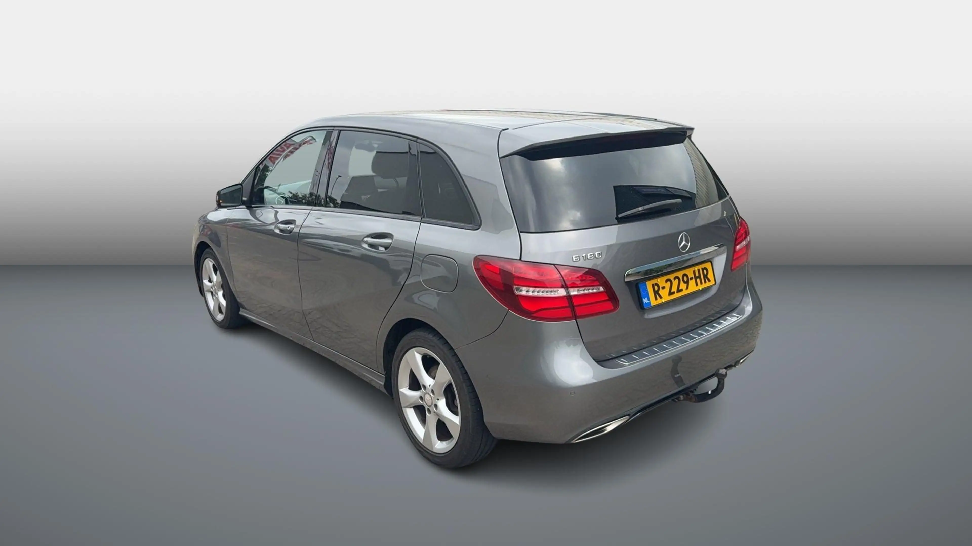 Mercedes-Benz B 180 Prestige Automaat|Sportstoelen|Trekhaak. — photo 2