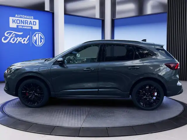 Ford Kuga view 3