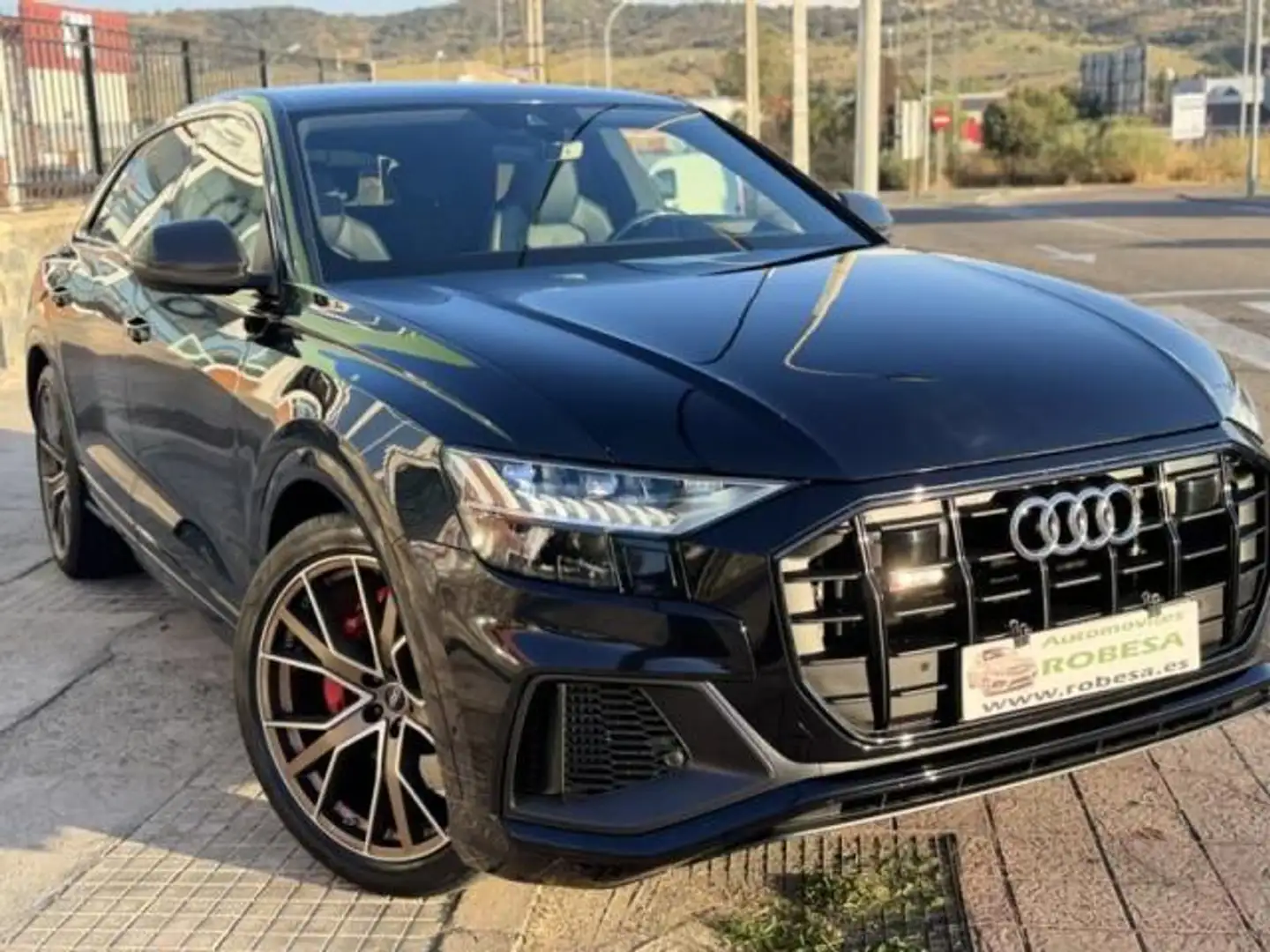 Audi SQ8 TFSI quattro tiptronic Schwarz - 1