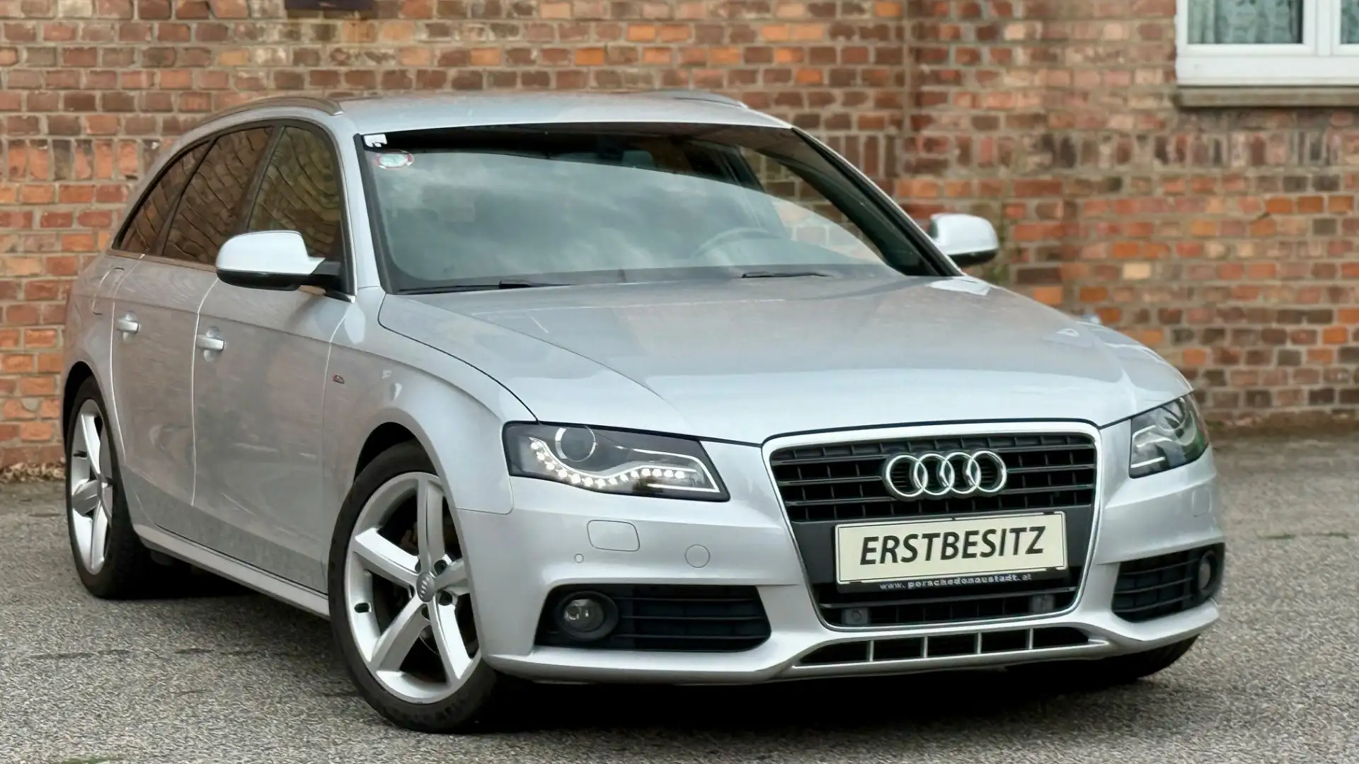 Audi A4 Avant 2,0 TDI *S-Line +1.Besitz Servicegepflegt b Silber - 2