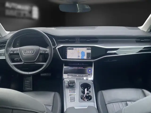 Audi A6 view 9