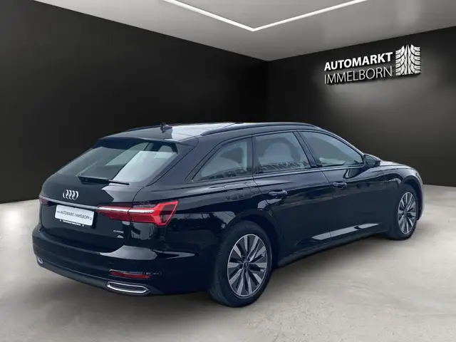 Audi A6 view 4