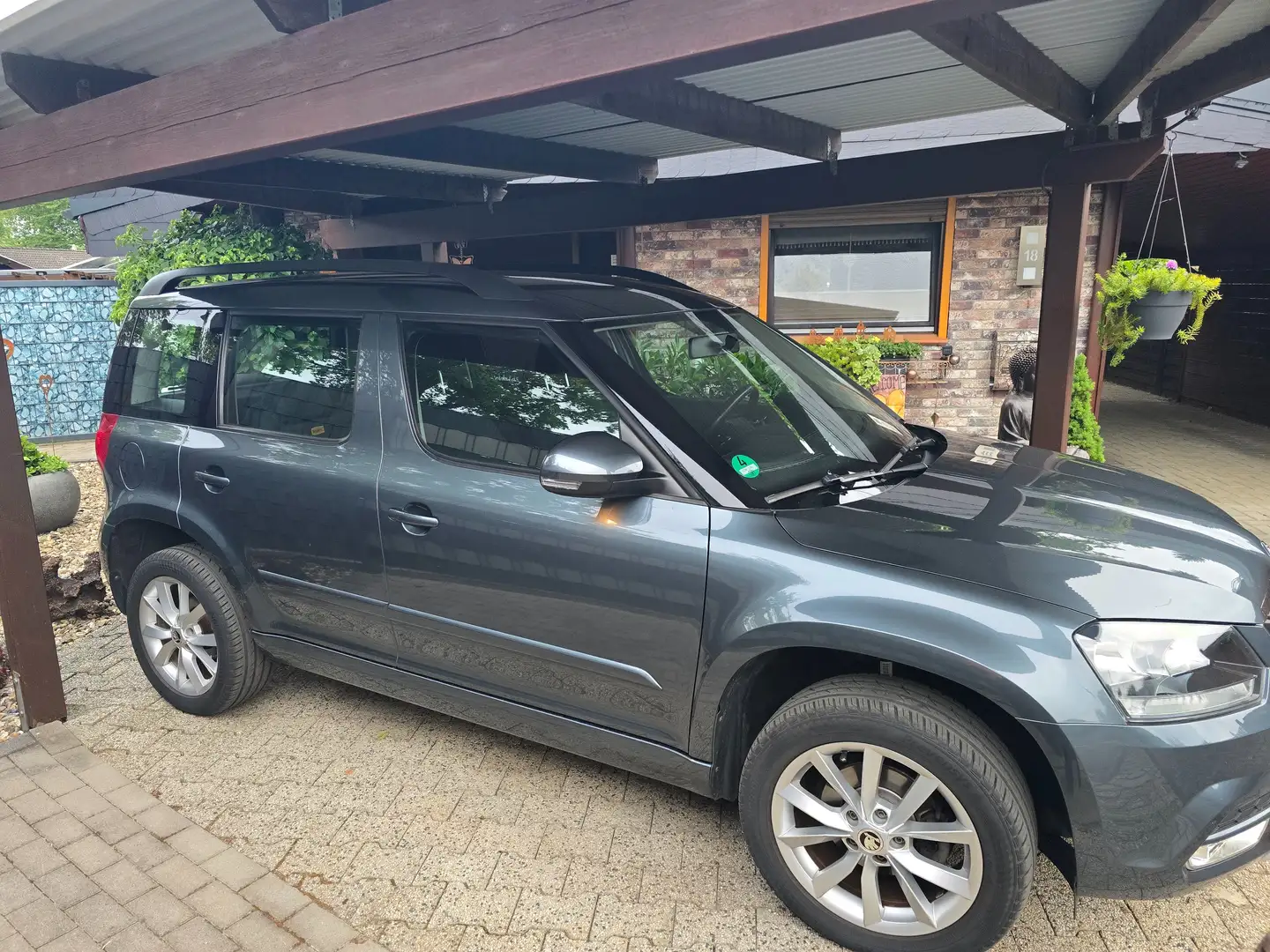 Skoda Yeti Yeti 1.2 TSI Ambition Grau - 1