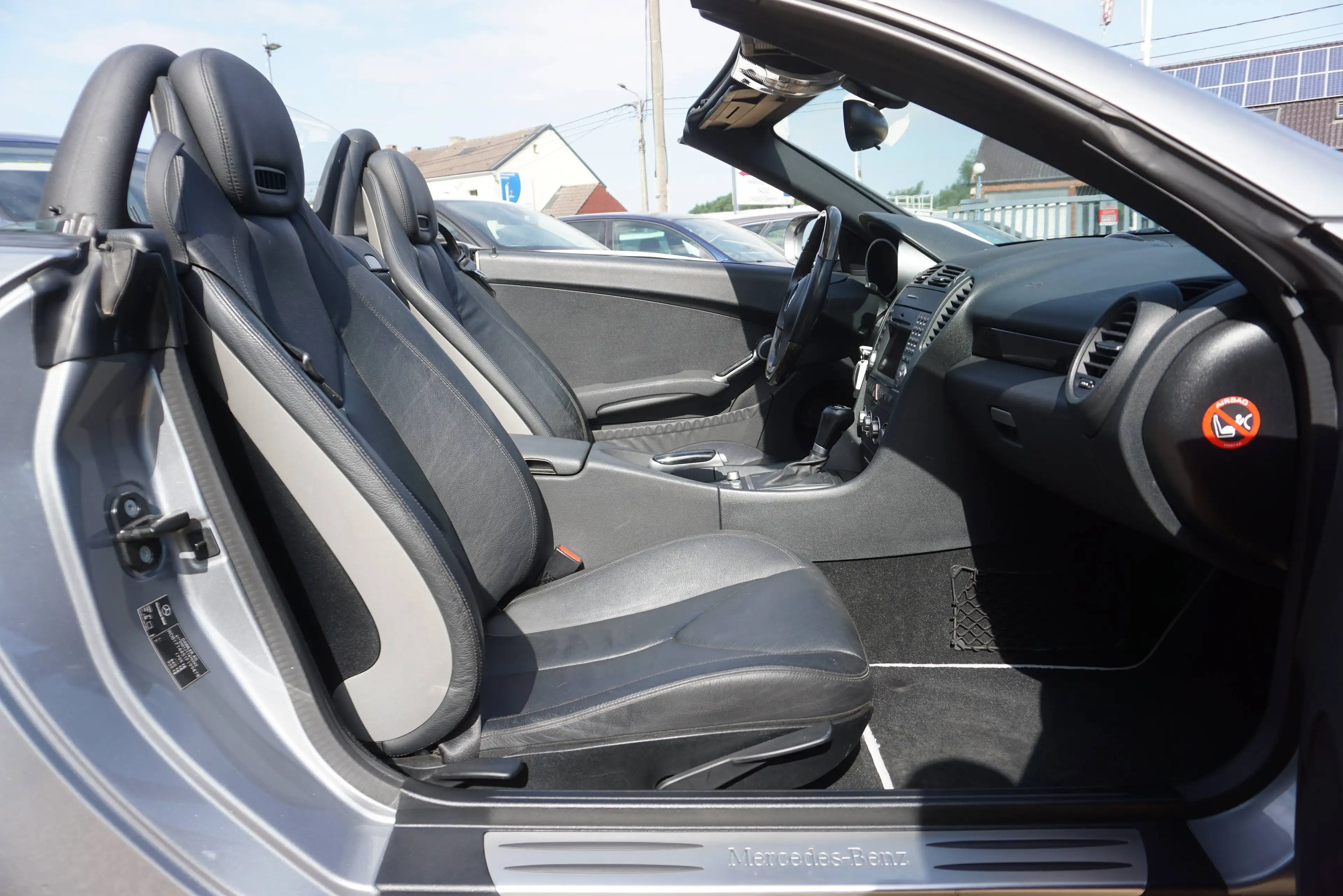 Mercedes-Benz SLK 200 Kompressor 2LOOK AMG Edition AUTO NAVI CLIM CARNET COMPLET — photo 14