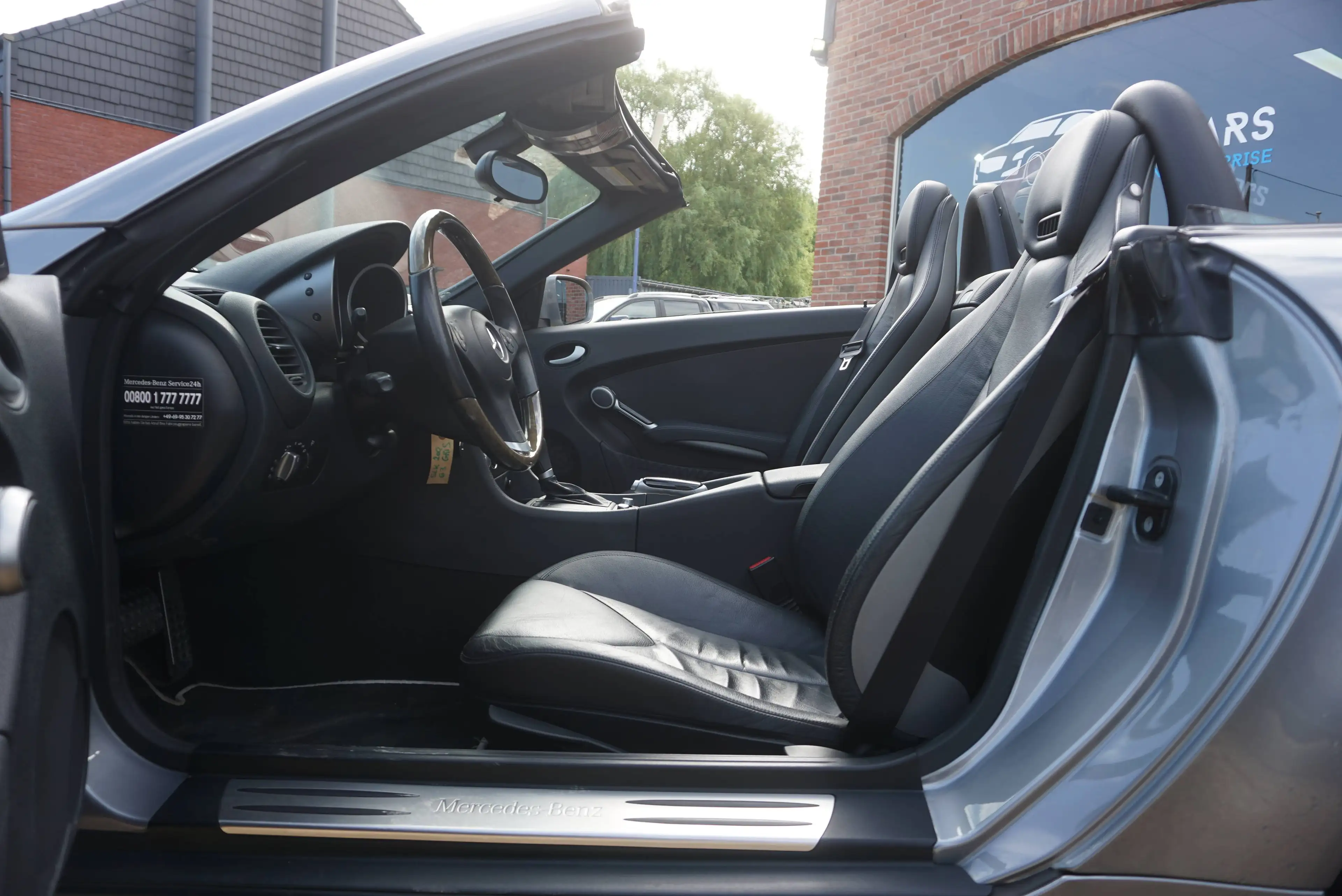Mercedes-Benz SLK 200 Kompressor 2LOOK AMG Edition AUTO NAVI CLIM CARNET COMPLET — photo 13