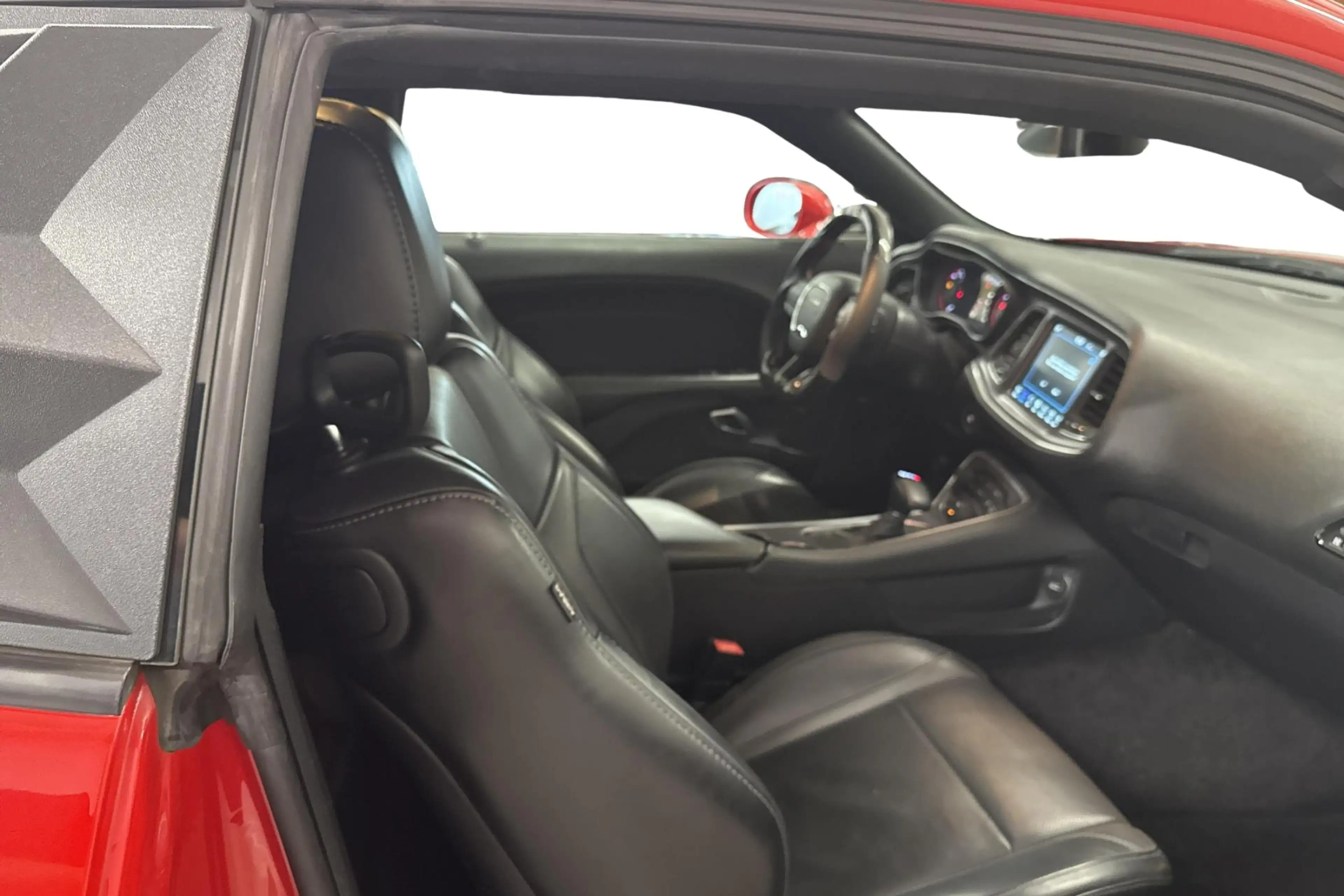 Dodge Challenger SXT Dodge Challenger SXT — photo 6