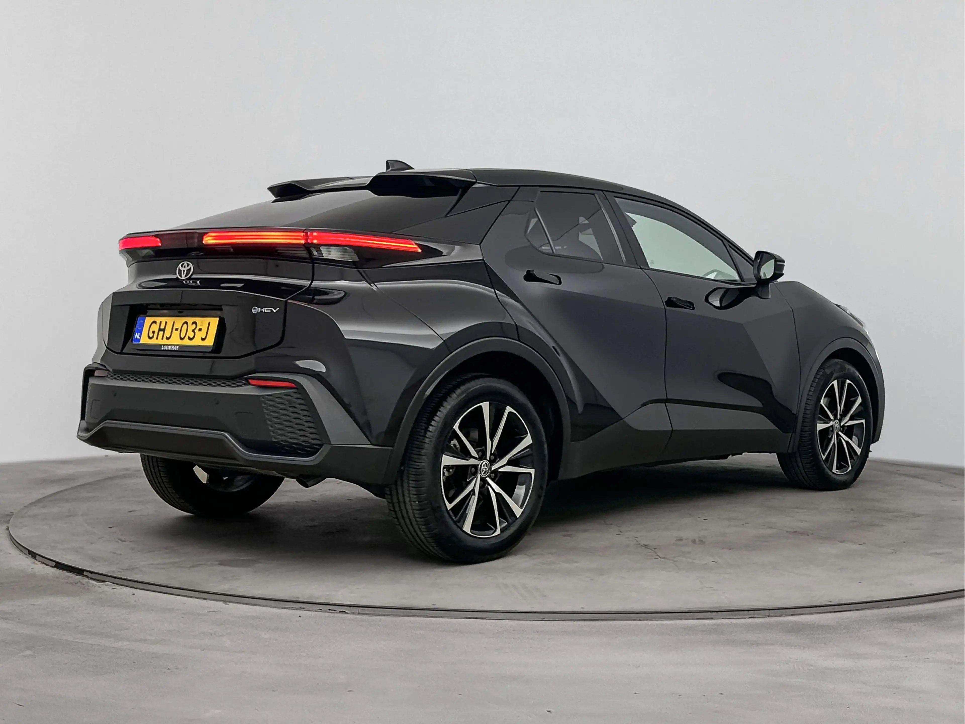 Toyota C-HR 1.8 Hybrid 140 Dynamic | Dealer Onderhouden | Dode — photo 2