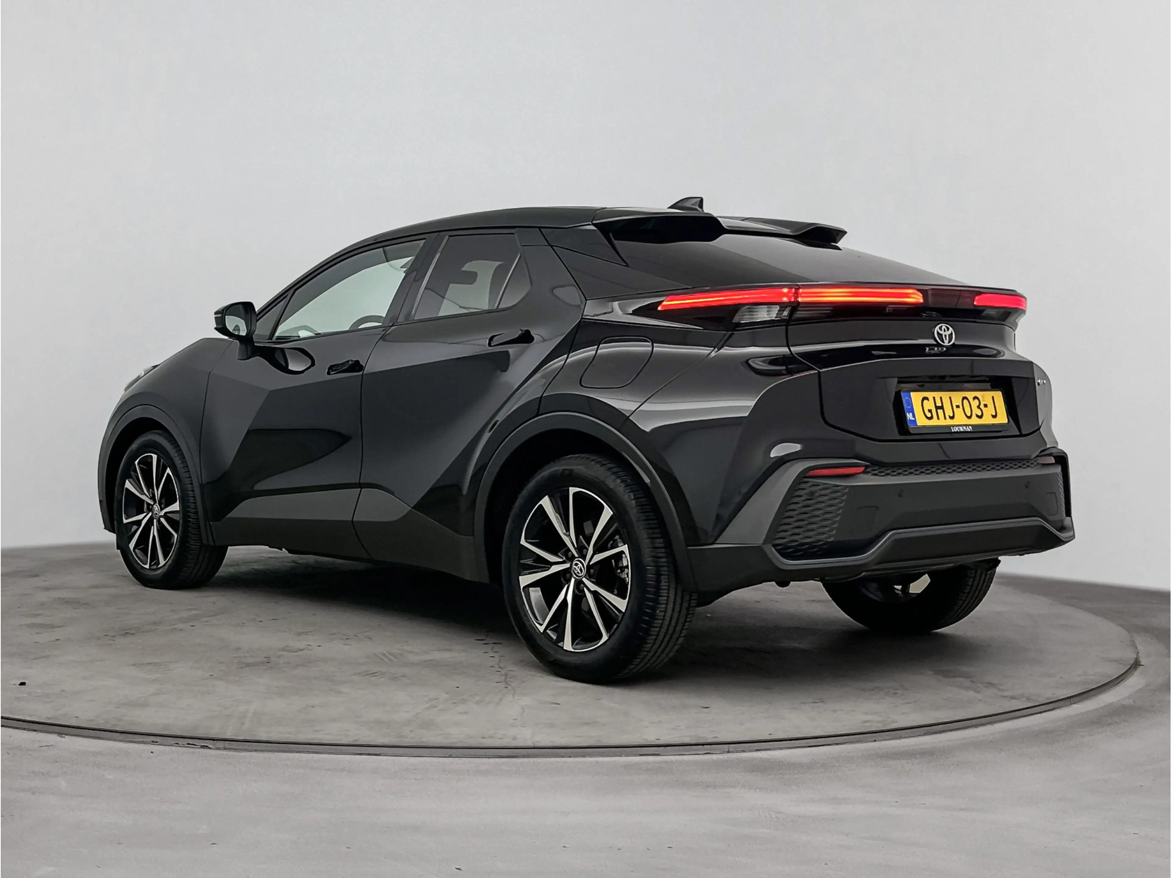Toyota C-HR 1.8 Hybrid 140 Dynamic | Dealer Onderhouden | Dode — photo 14