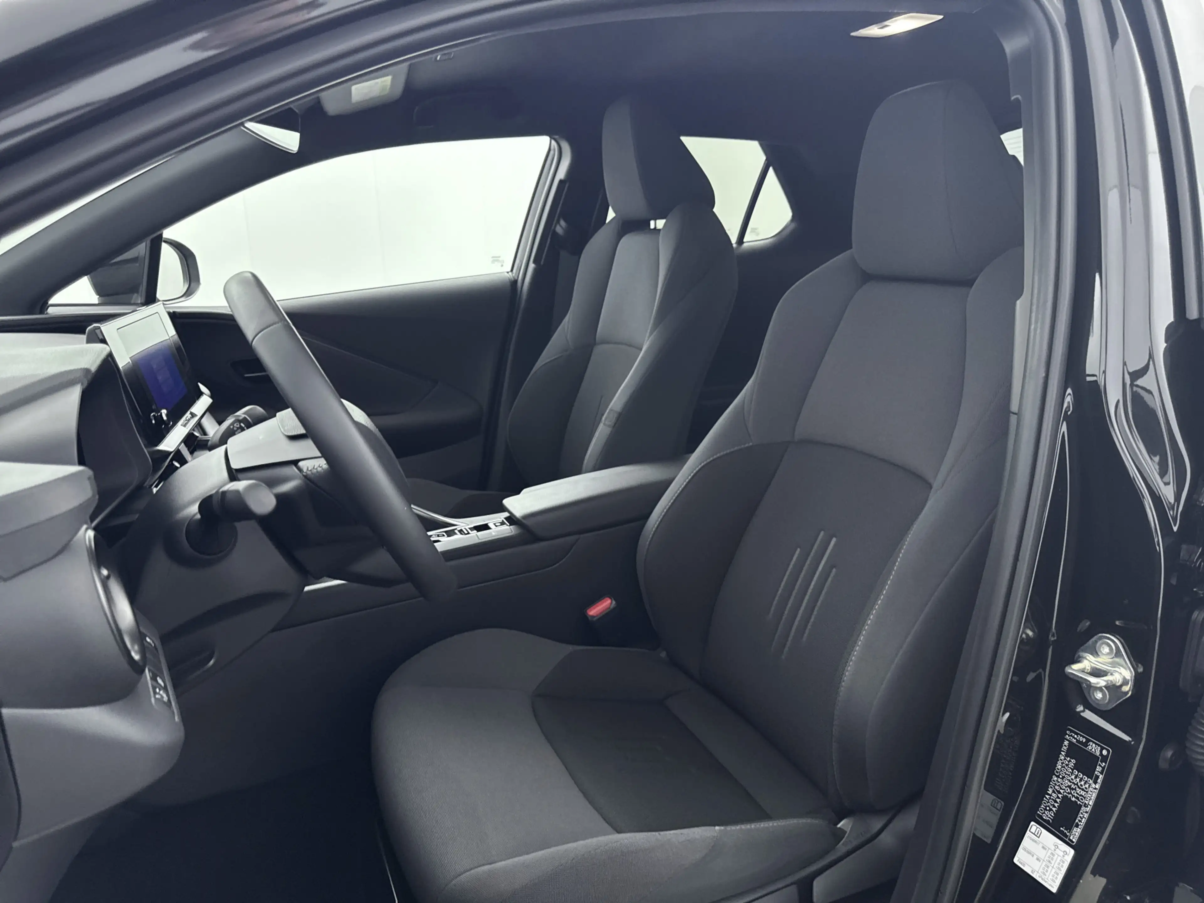 Toyota C-HR 1.8 Hybrid 140 Dynamic | Dealer Onderhouden | Dode — photo 15