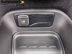 Chrysler Grand Caravan 2027 — фото 17