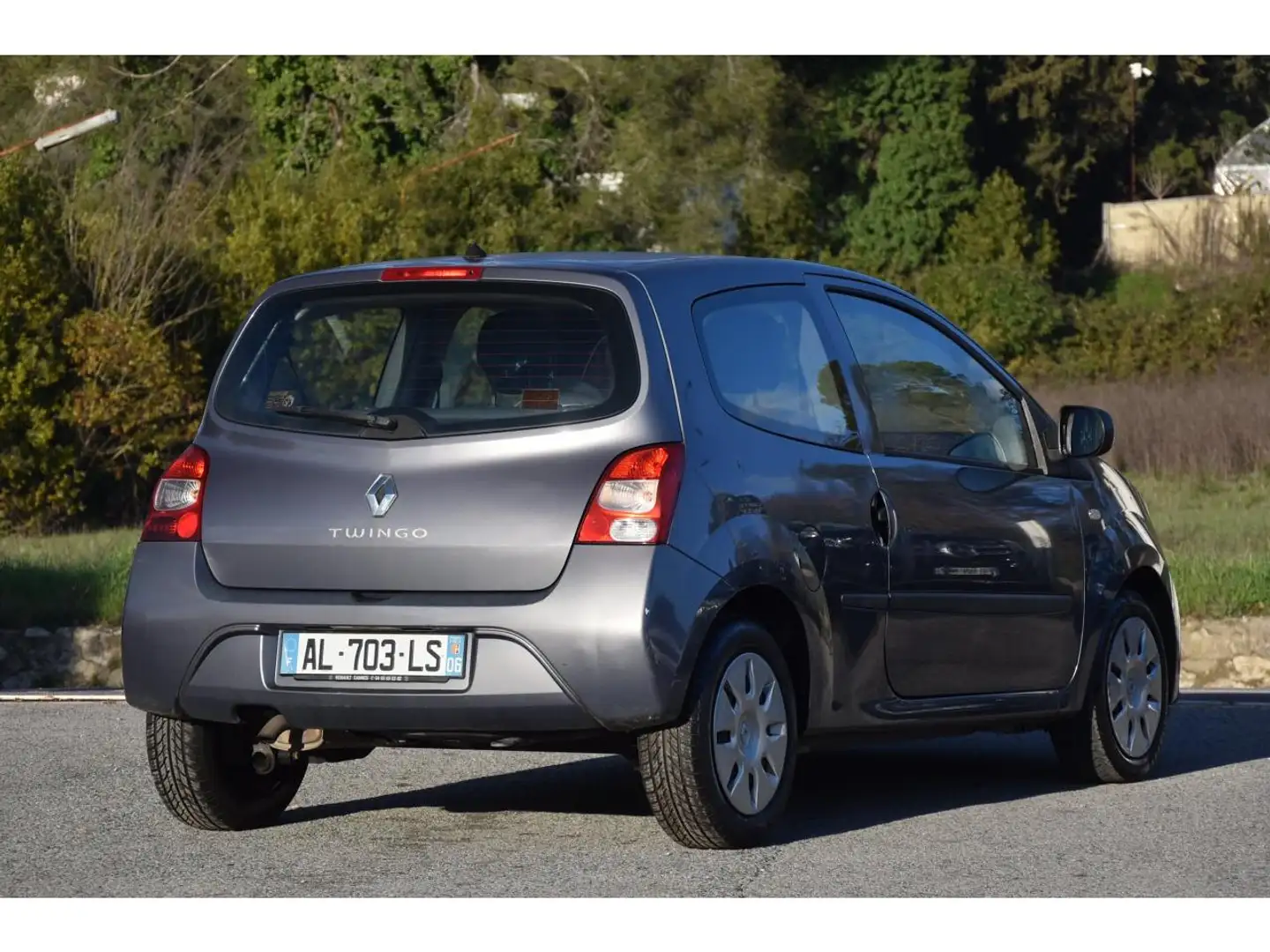 Renault Twingo Twingo 1.2i 16V LEV - 75  Authentique Gris - 2