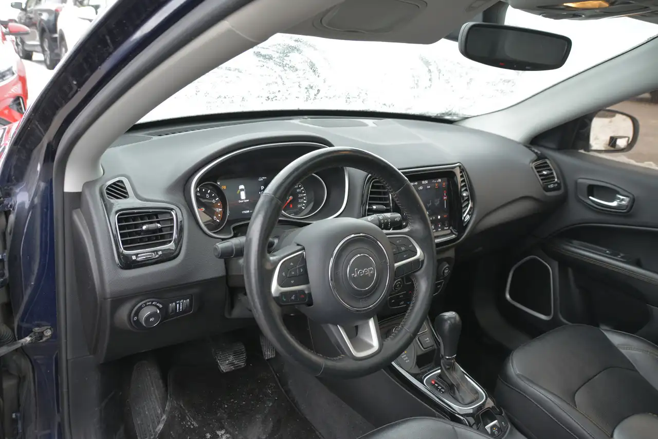 Jeep Compass снимка Jeep Compass