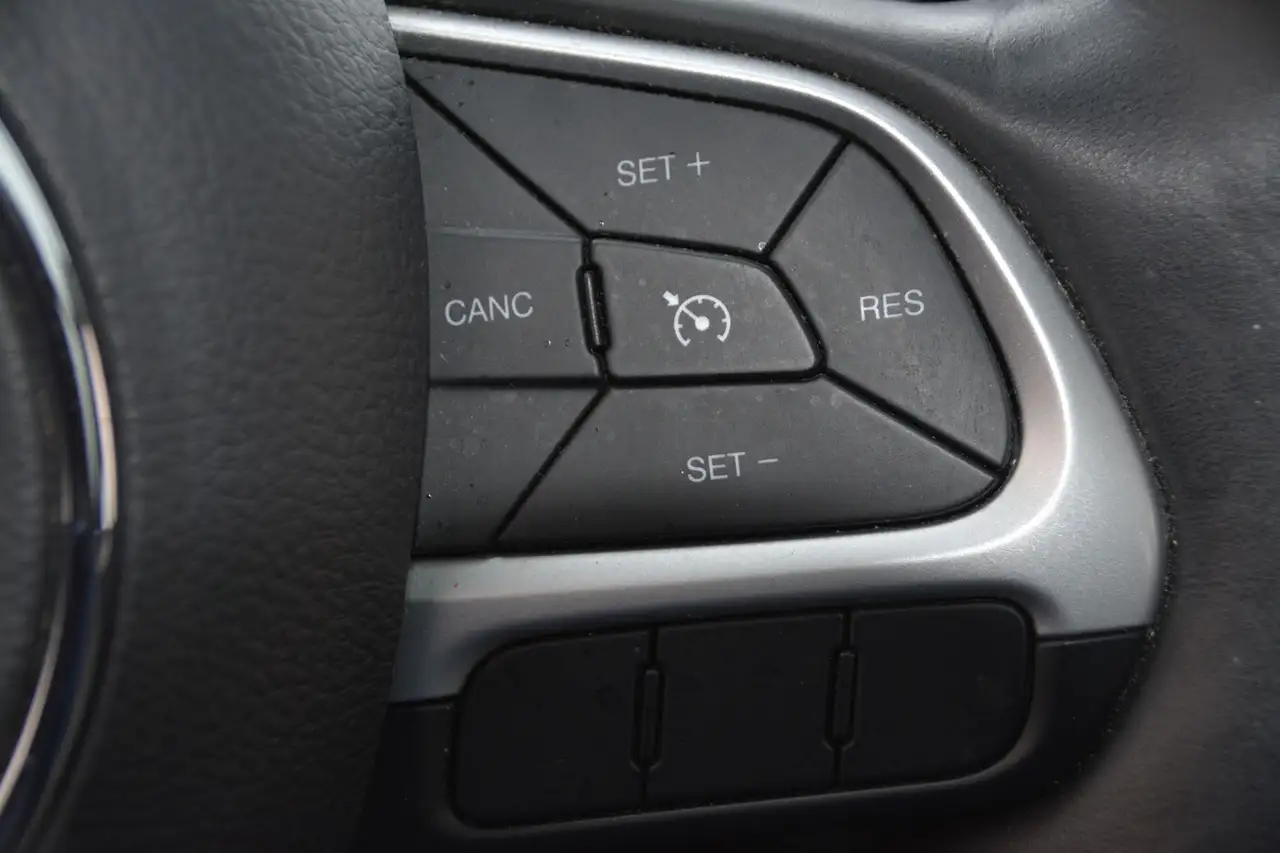 Jeep Compass снимка Jeep Compass