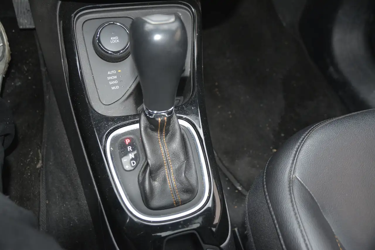 Jeep Compass снимка Jeep Compass