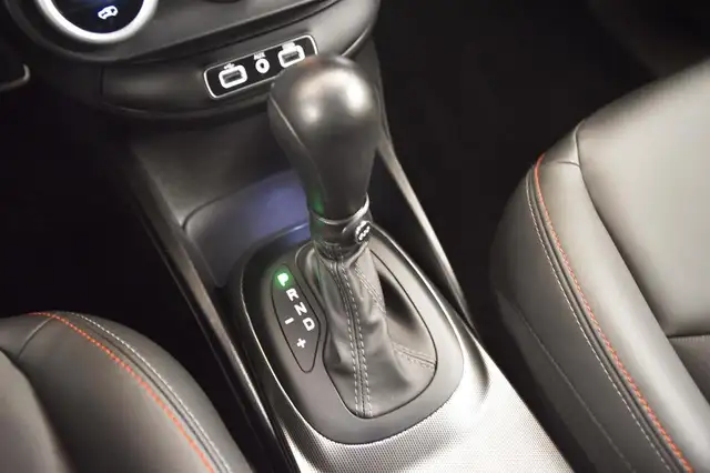 Fiat 500x view 12