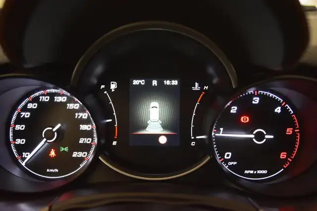 Fiat 500x view 9