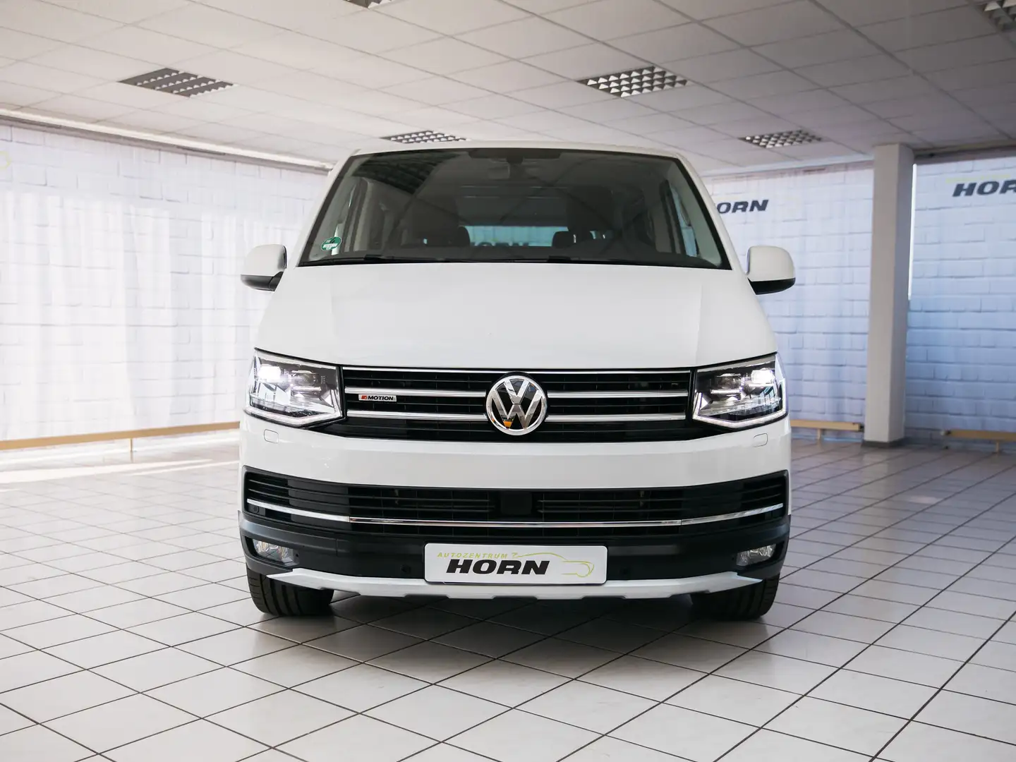 Volkswagen T6 Multivan T6 Multivan PanAmericana, LED, Navi, Kamera,Allrad Bianco - 2