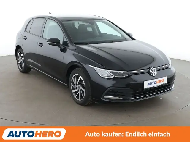 Volkswagen Golf view 8