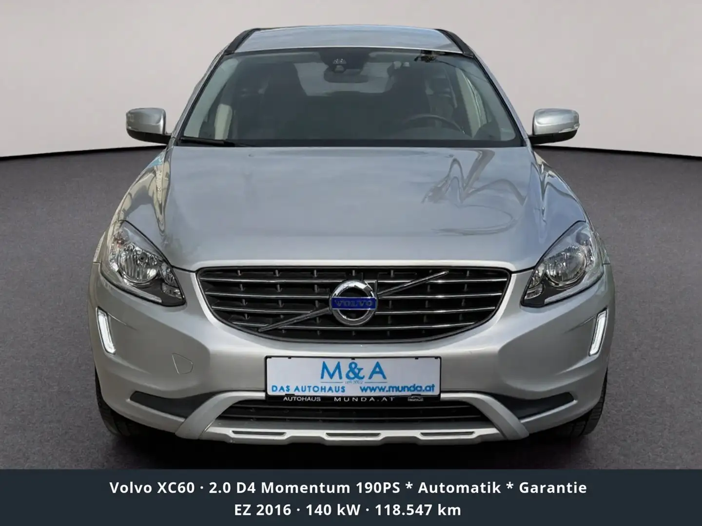 Volvo XC60 2.0 D4 Momentum 190PS * Automatik * Garantie Silber - 2