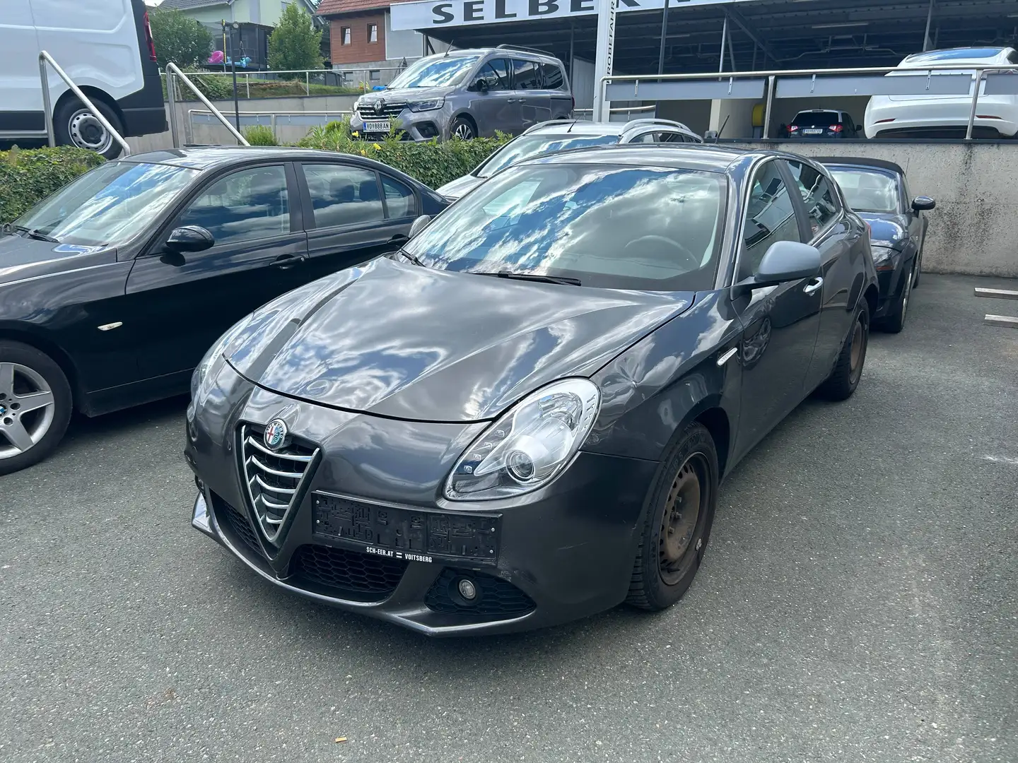 Alfa Romeo Giulietta Giulietta 1.4 TB 16V Grau - 2