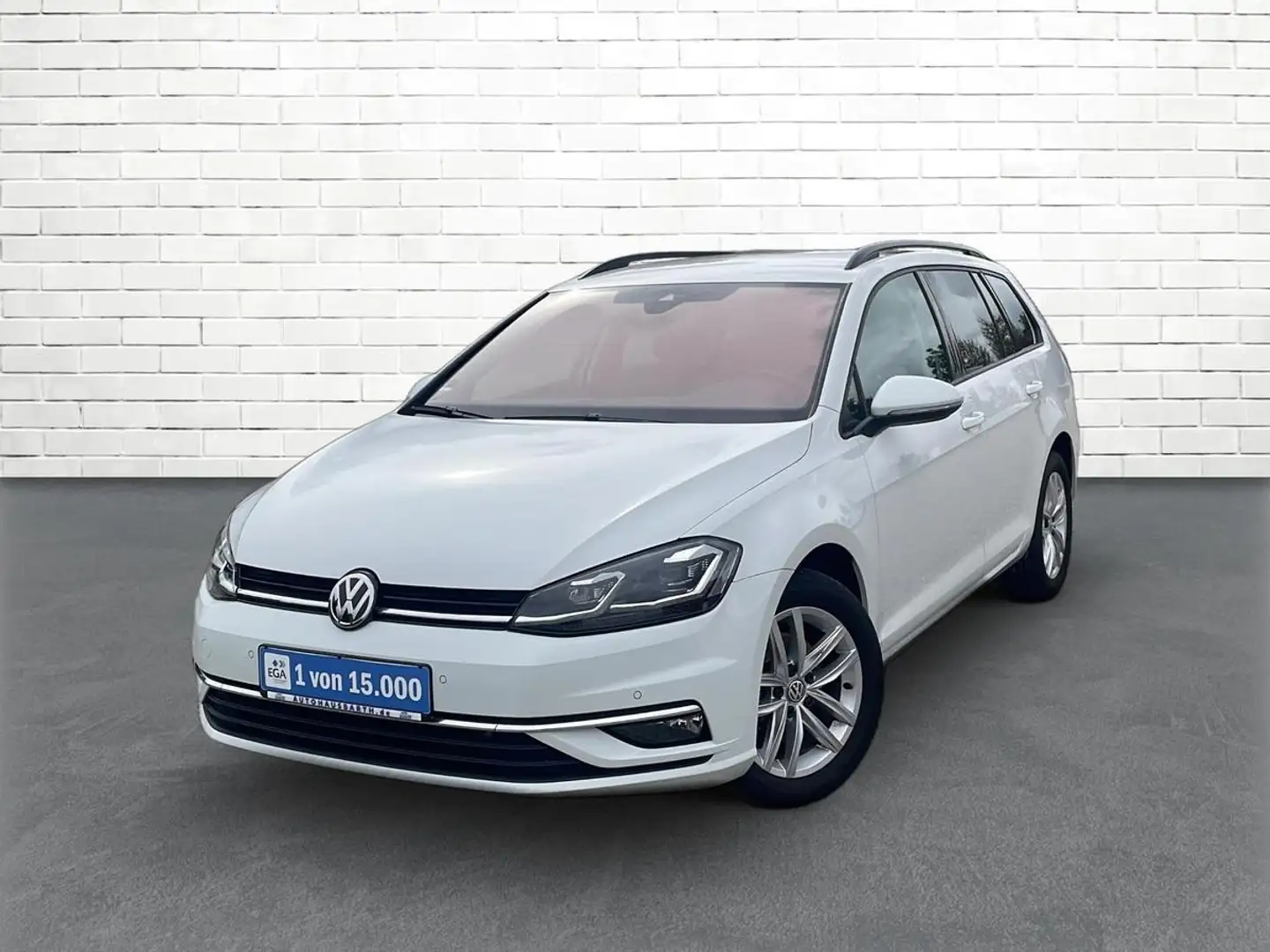 Volkswagen Golf VII 1.6 TDI Comfortline *LED*NAVI*ACC*AHZV* Weiß - 2