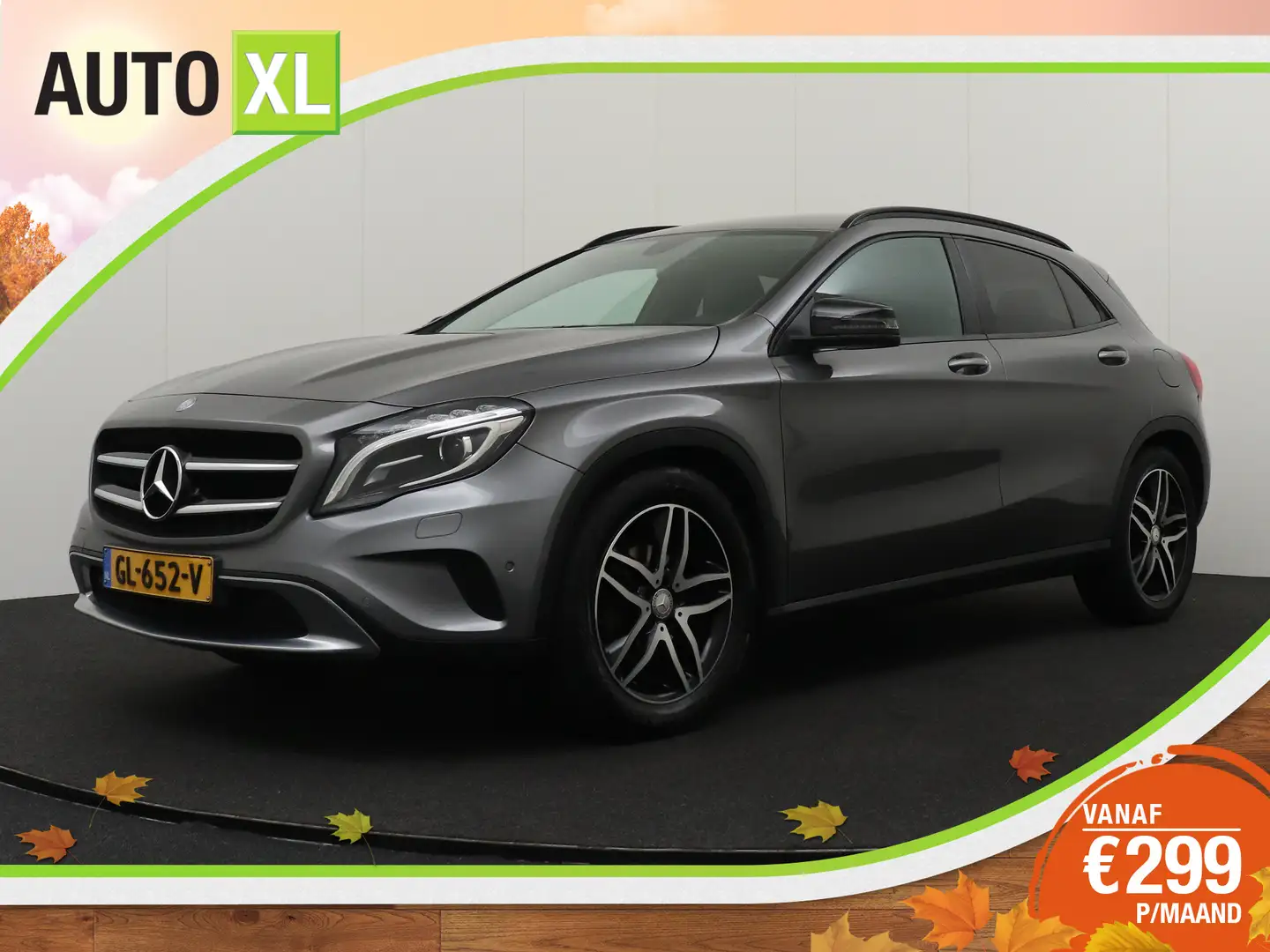 Mercedes-Benz GLA 180 Aut. AMG Night-Pakket Half-Leder Navi Xenon Grijs - 1