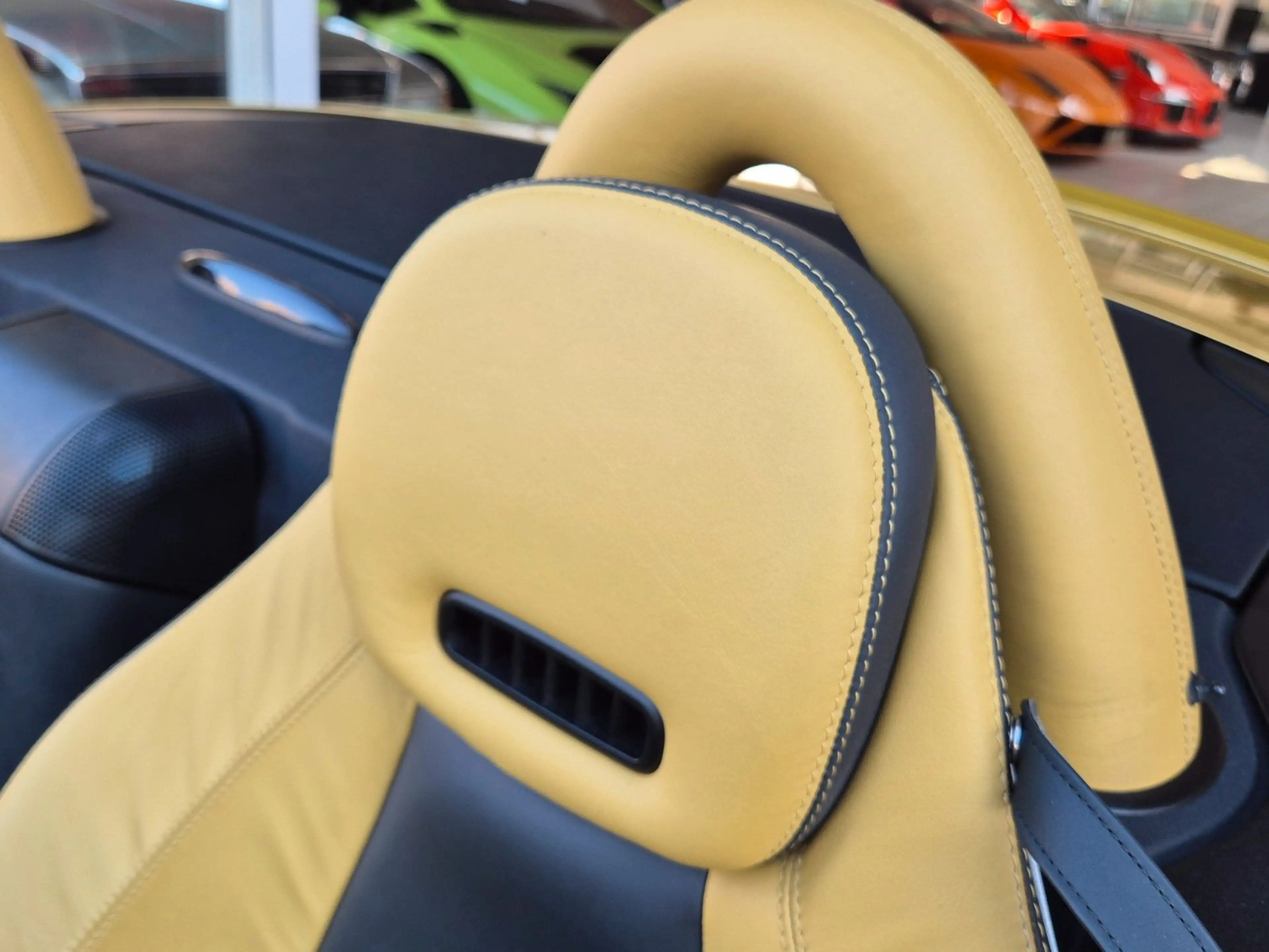 Mercedes-Benz SLK 350 /Komplettes Designo Fahrzeug/Jahreswagen! — photo 13