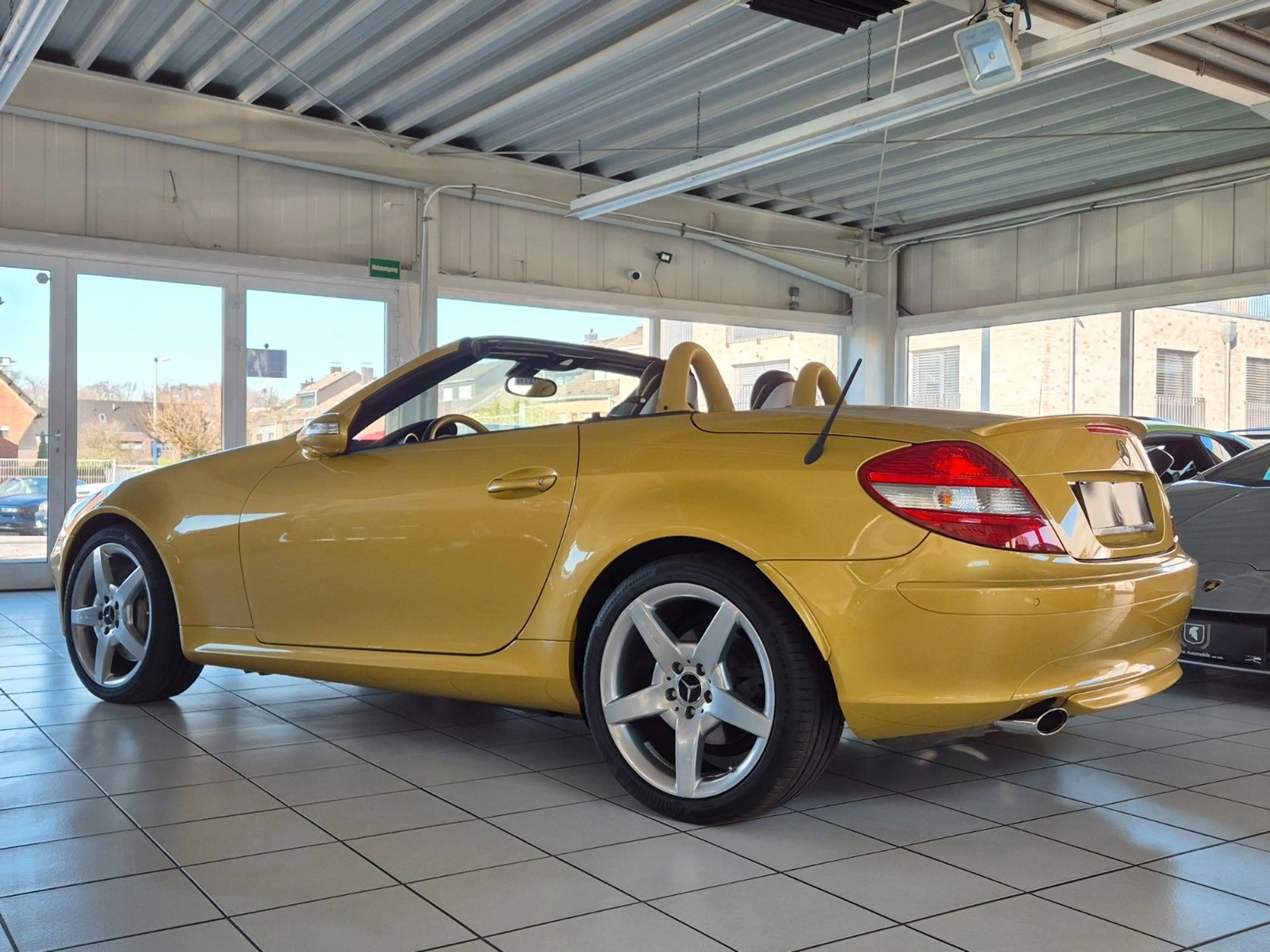 Mercedes-Benz SLK 350 /Komplettes Designo Fahrzeug/Jahreswagen! — photo 7