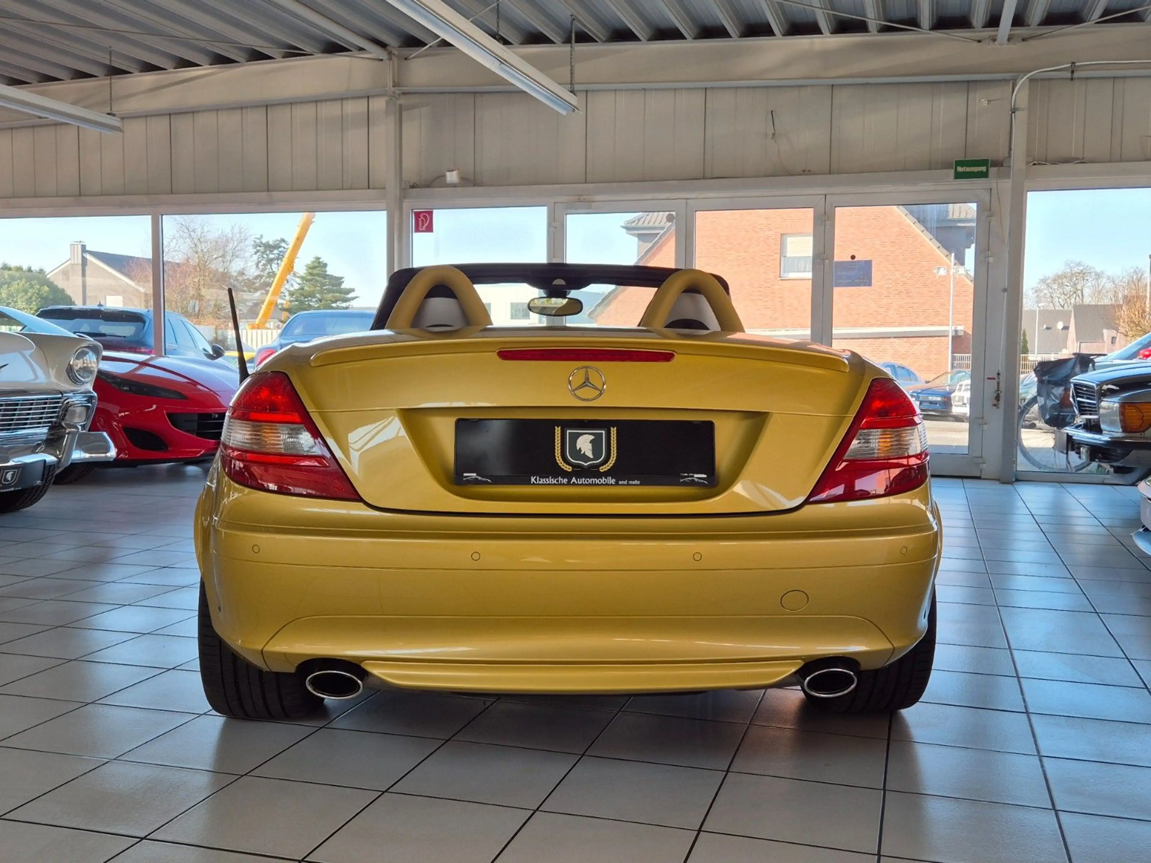 Mercedes-Benz SLK 350 /Komplettes Designo Fahrzeug/Jahreswagen! — photo 6