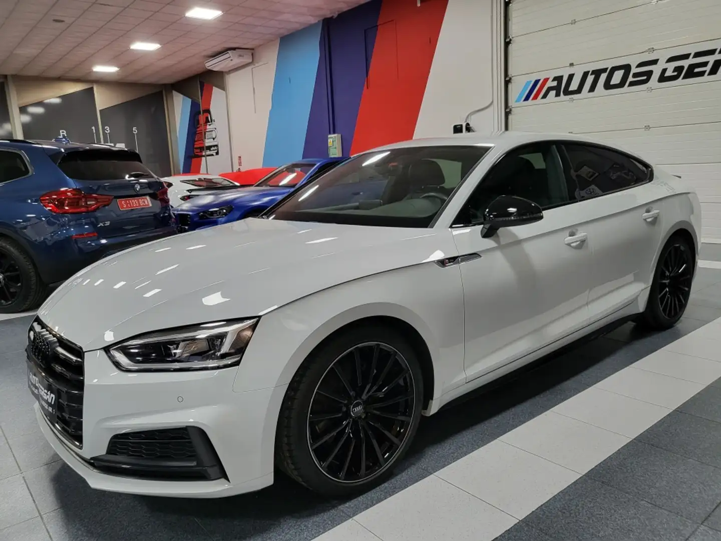 Audi A5 Sportback 40 TFSI Black line S tronic 140kW Weiß - 1