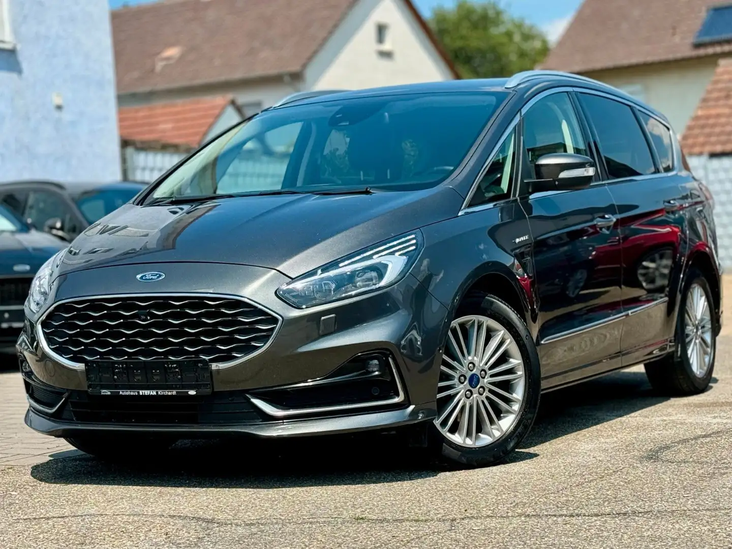 Ford S-Max 2.0 EcoBlue Bi-Turbo Aut. VIGNALE ACC|LED Grau - 1