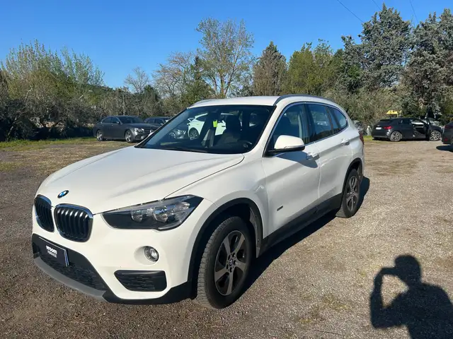 BMW X1 X1 F48 sdrive16d xLine