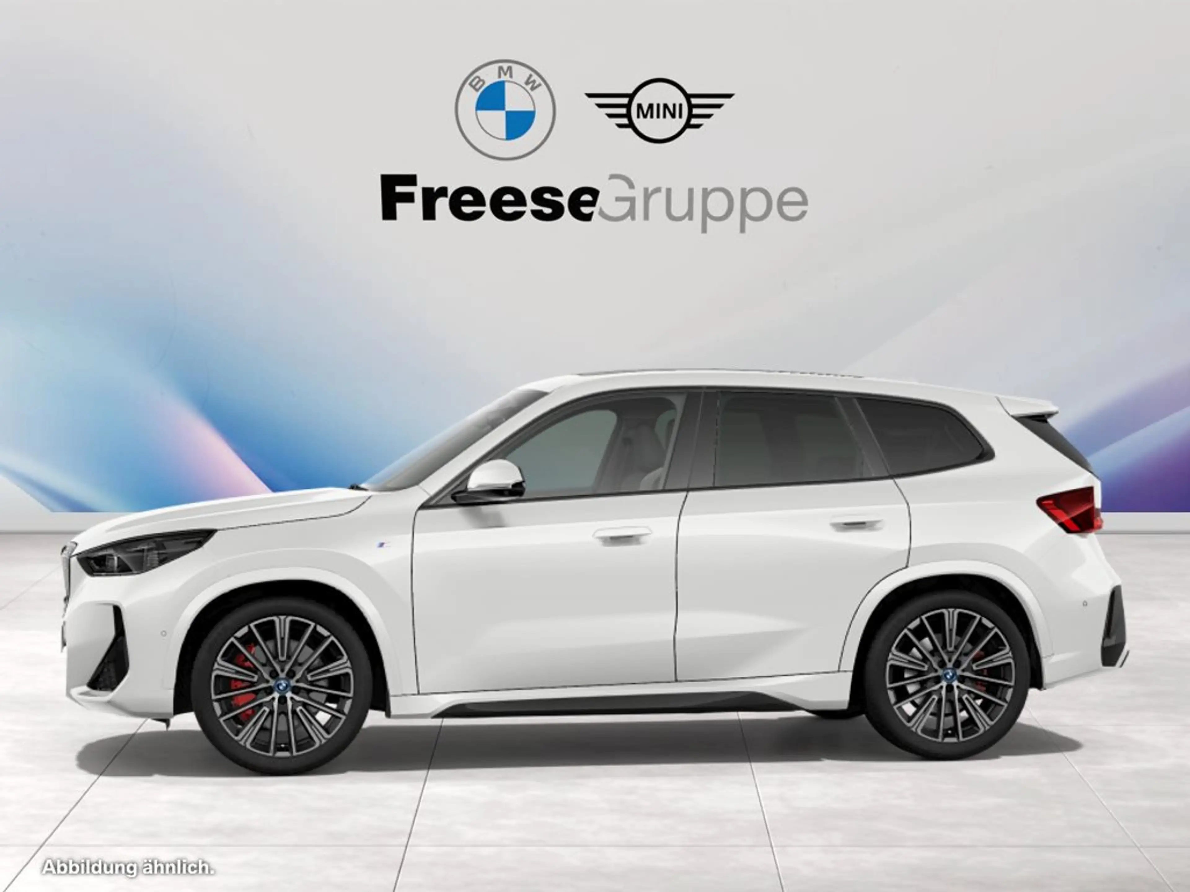 BMW iX1 xDrive30 AHK 360° STANDHZ HEAD-UP PANO RFK — photo 5