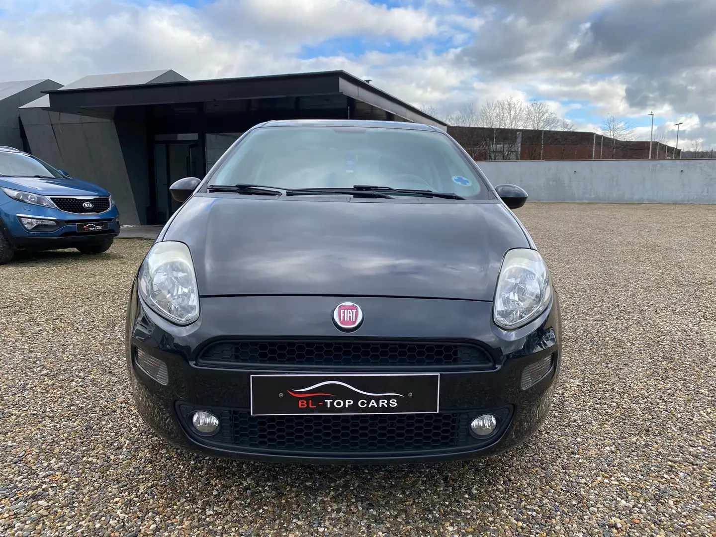 Fiat Punto 1.2i Street Schwarz - 2