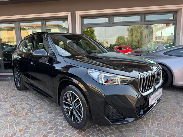 BMW X1 view 4