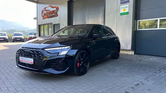 Audi RS3 Sportback 2.5 TFSI quattro S Line *Black*App
