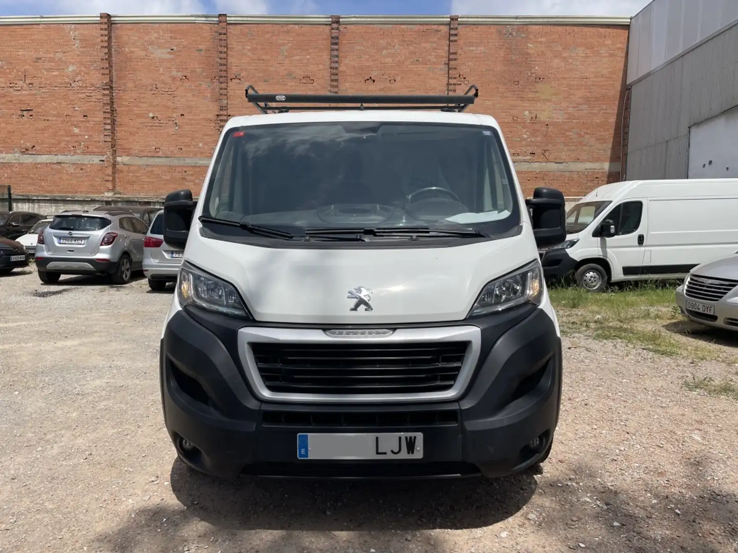 Peugeot Boxer Furgón 2.2BlueHDI 333 L2H1 S&S 120 Blanco - 2