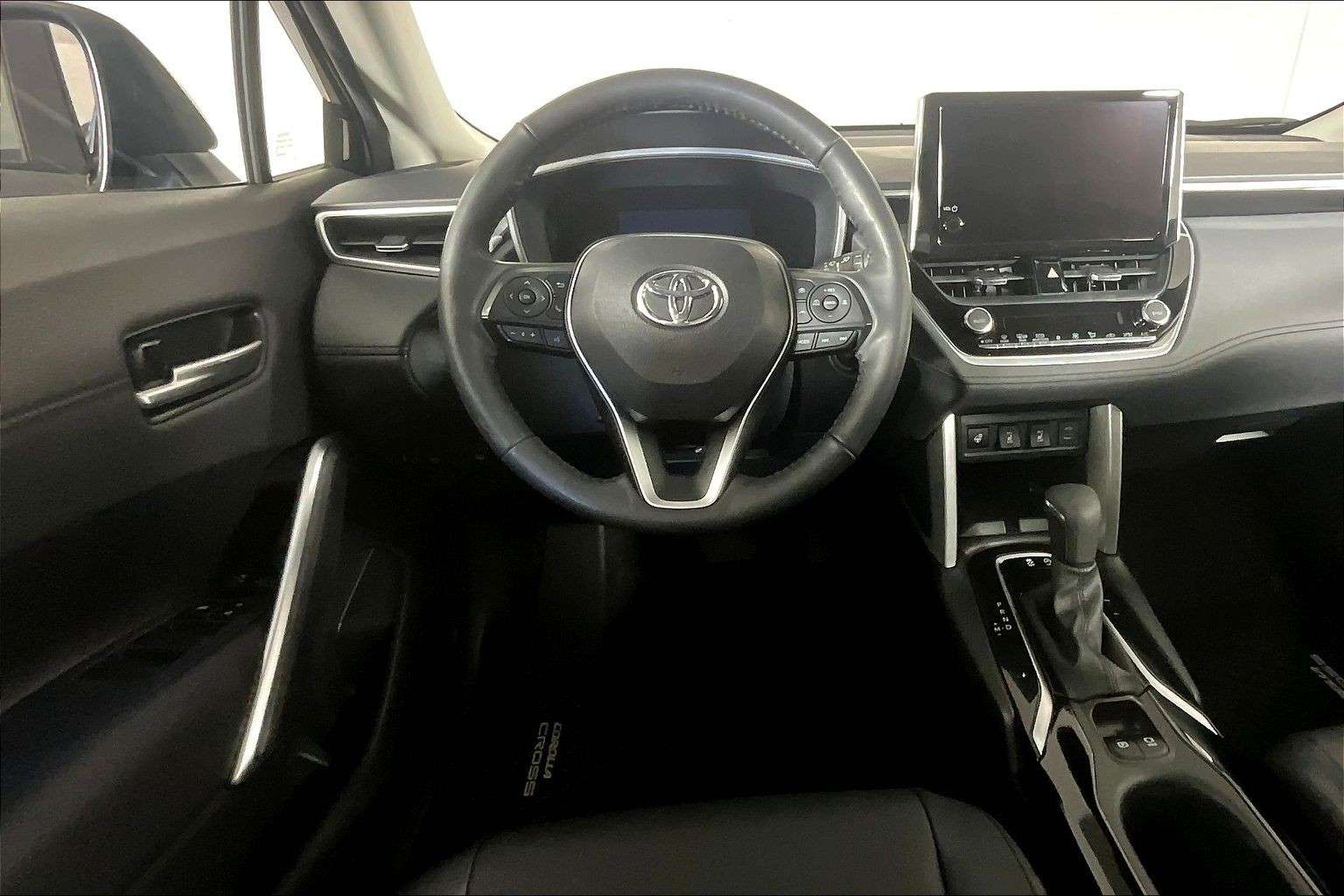used 2024 Toyota Corolla Cross car, priced at $35,998