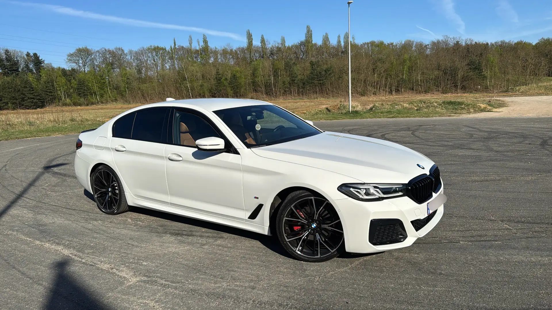 BMW 520 520d M-Hybride M Sport Edition Wit - 2